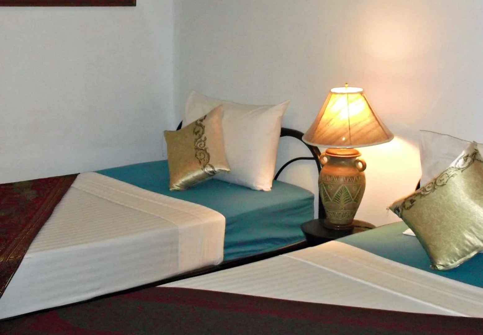 P California Inter Hostel