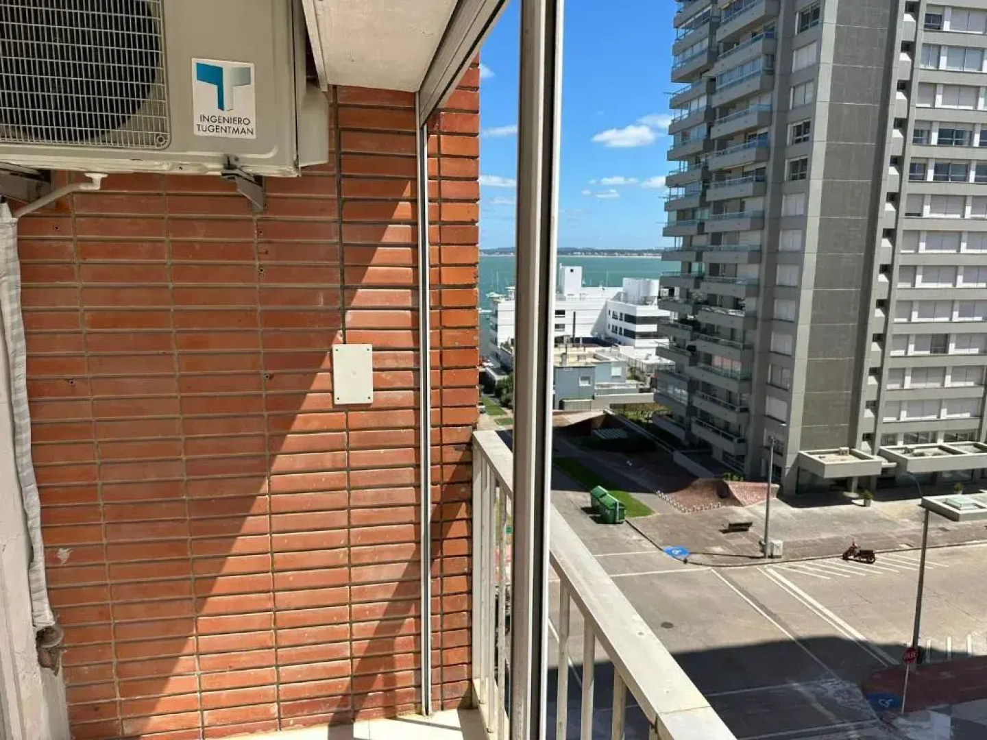 Apartamento en Edificio Kennedy