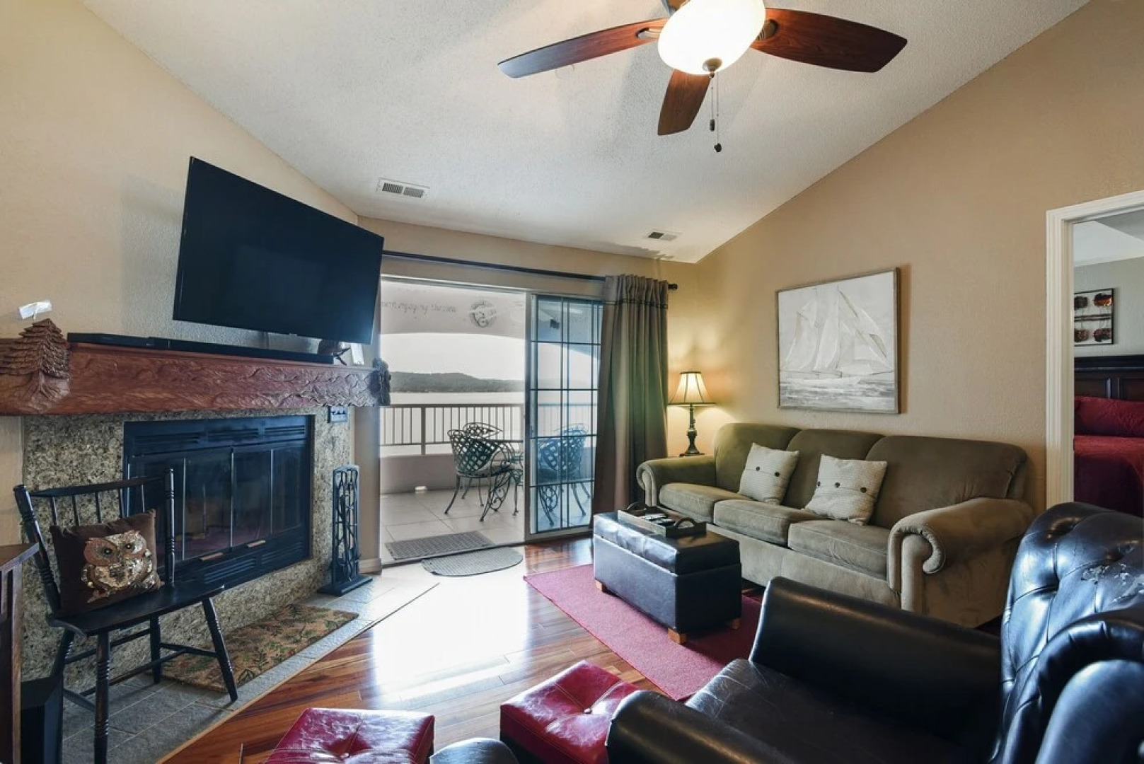 700 Emerald Point 3 Bedroom Condo