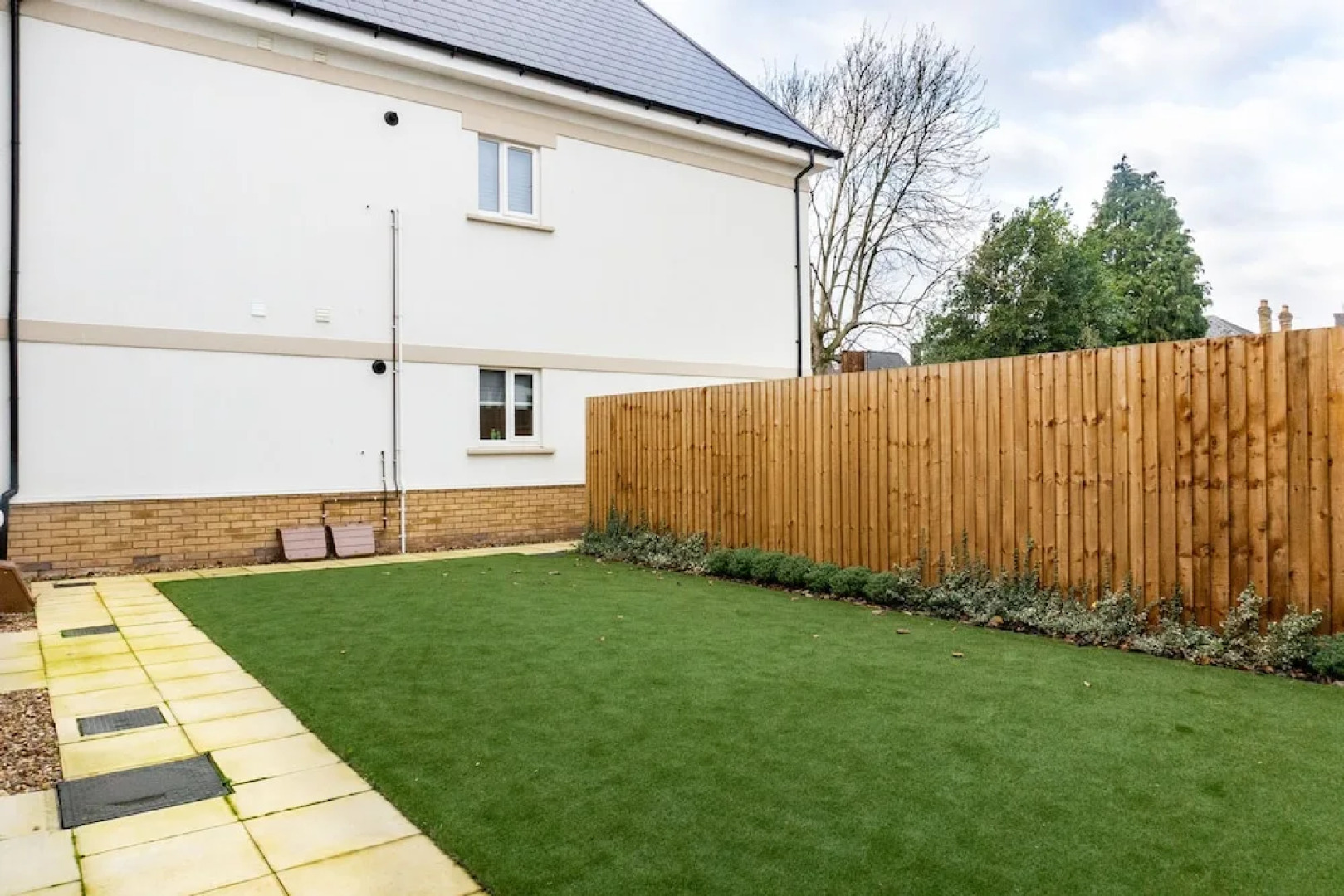 Magna House Apartments