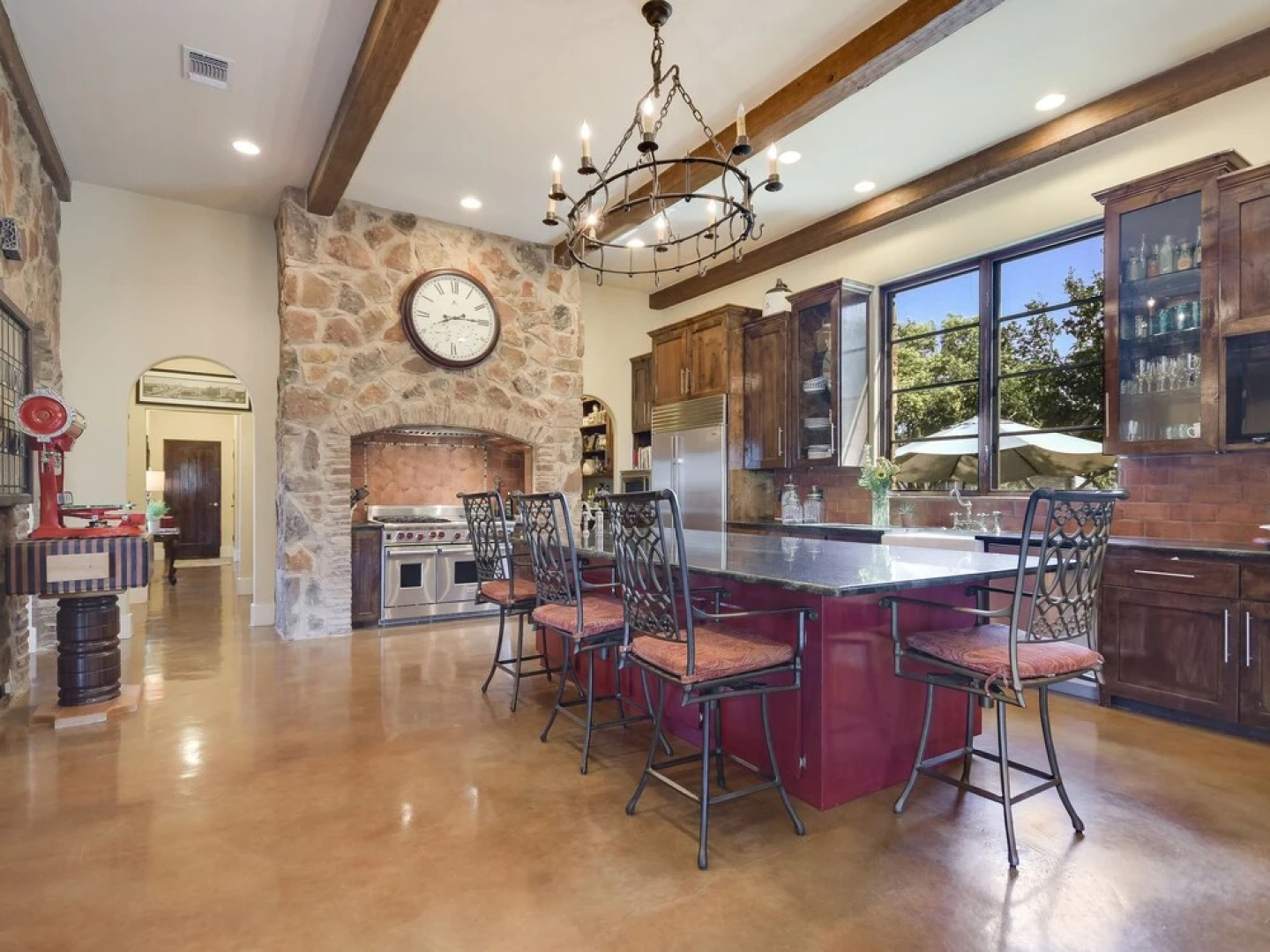 Sterns Estate #149387 4 Bedrooms 5 Bathrooms Estate