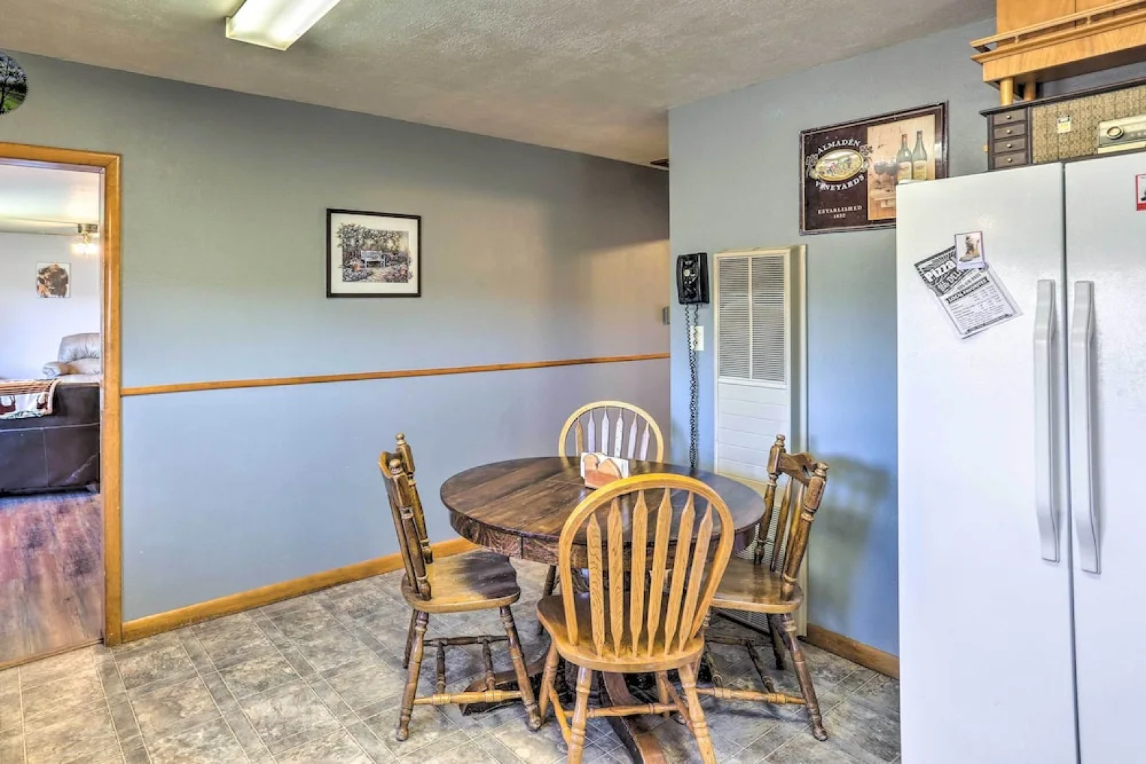 Classic Mountain Home, Half Mi to Main Street