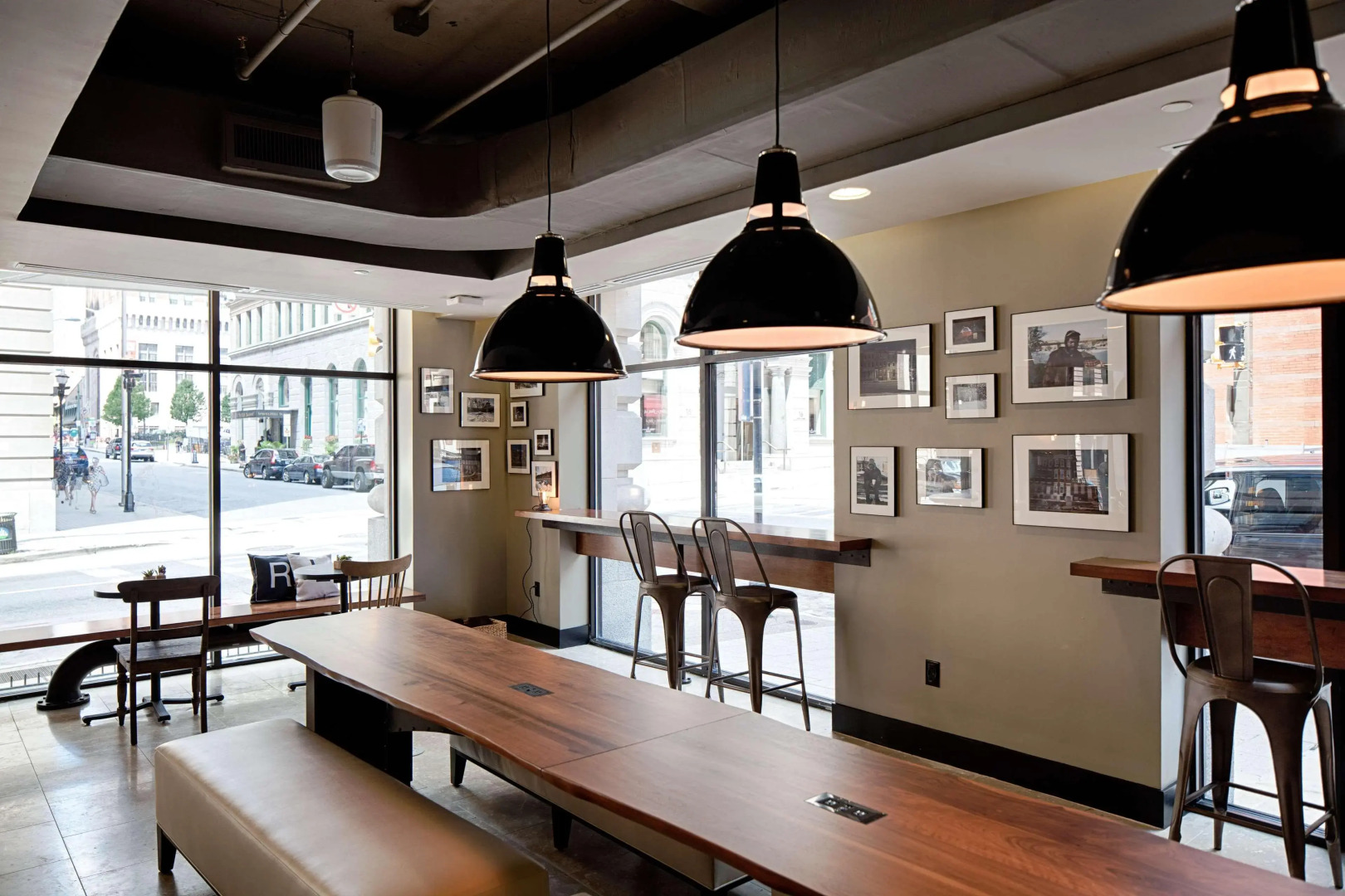 Hotel RL Baltimore Inner Harbor