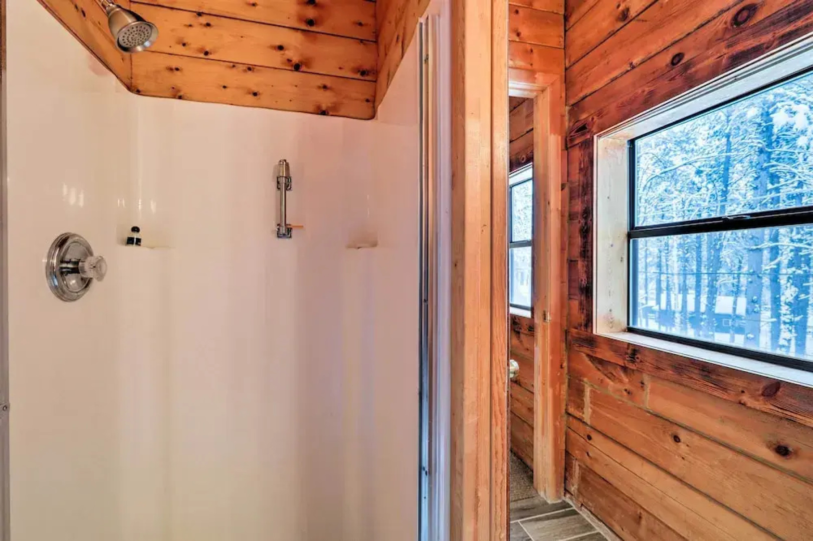 Furnished Deck: Cabin in Coconino National Forest