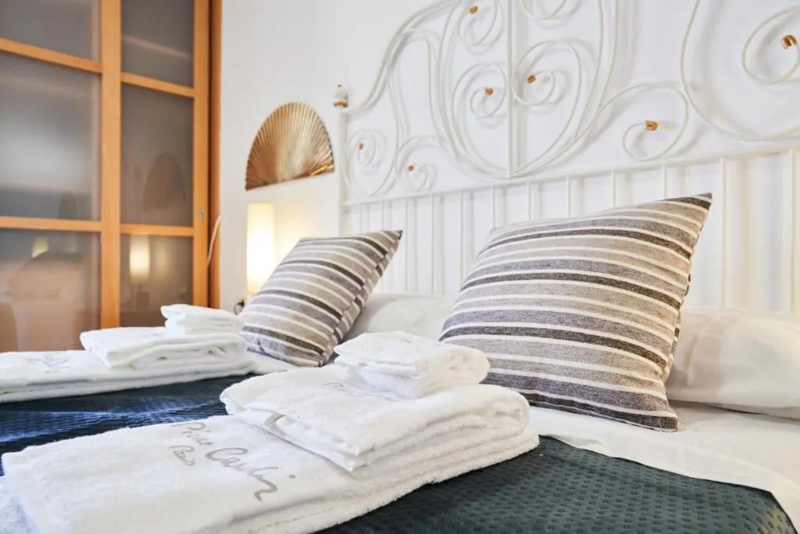 Elegant apt 4 pax 1 min from the beach with Wifi