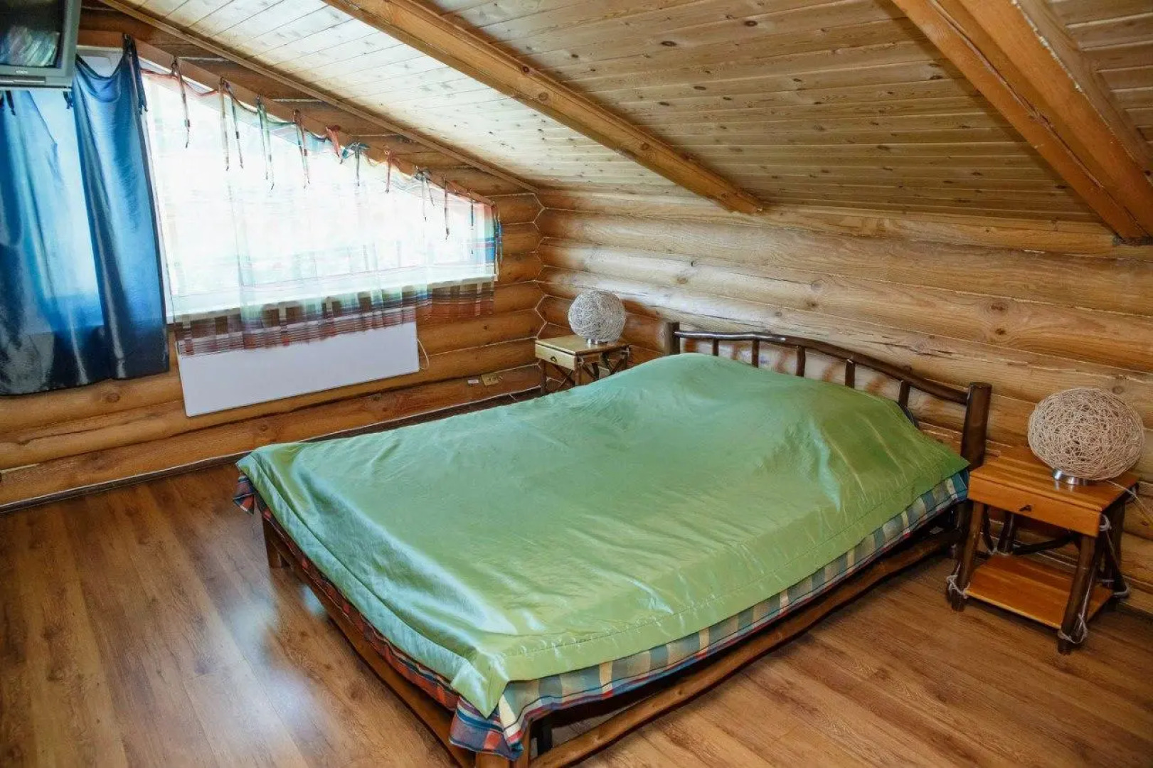 Княжий двор