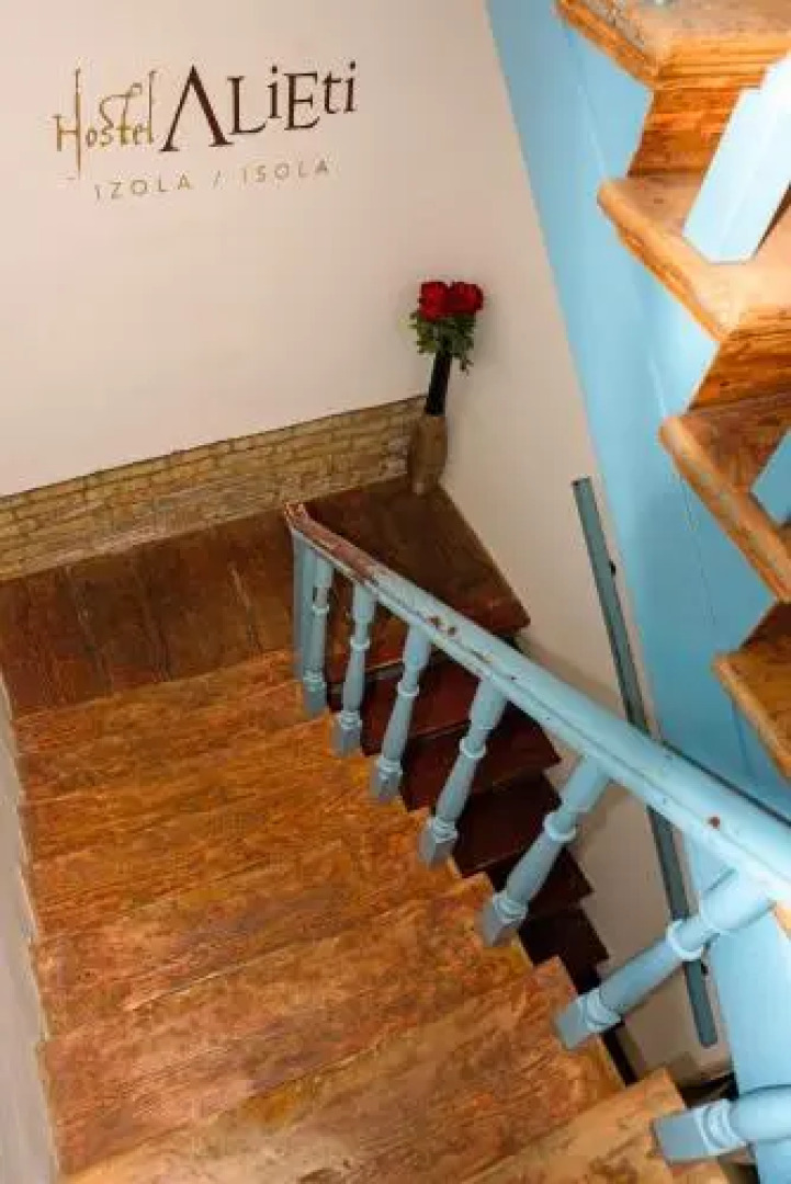 Hostel Alieti