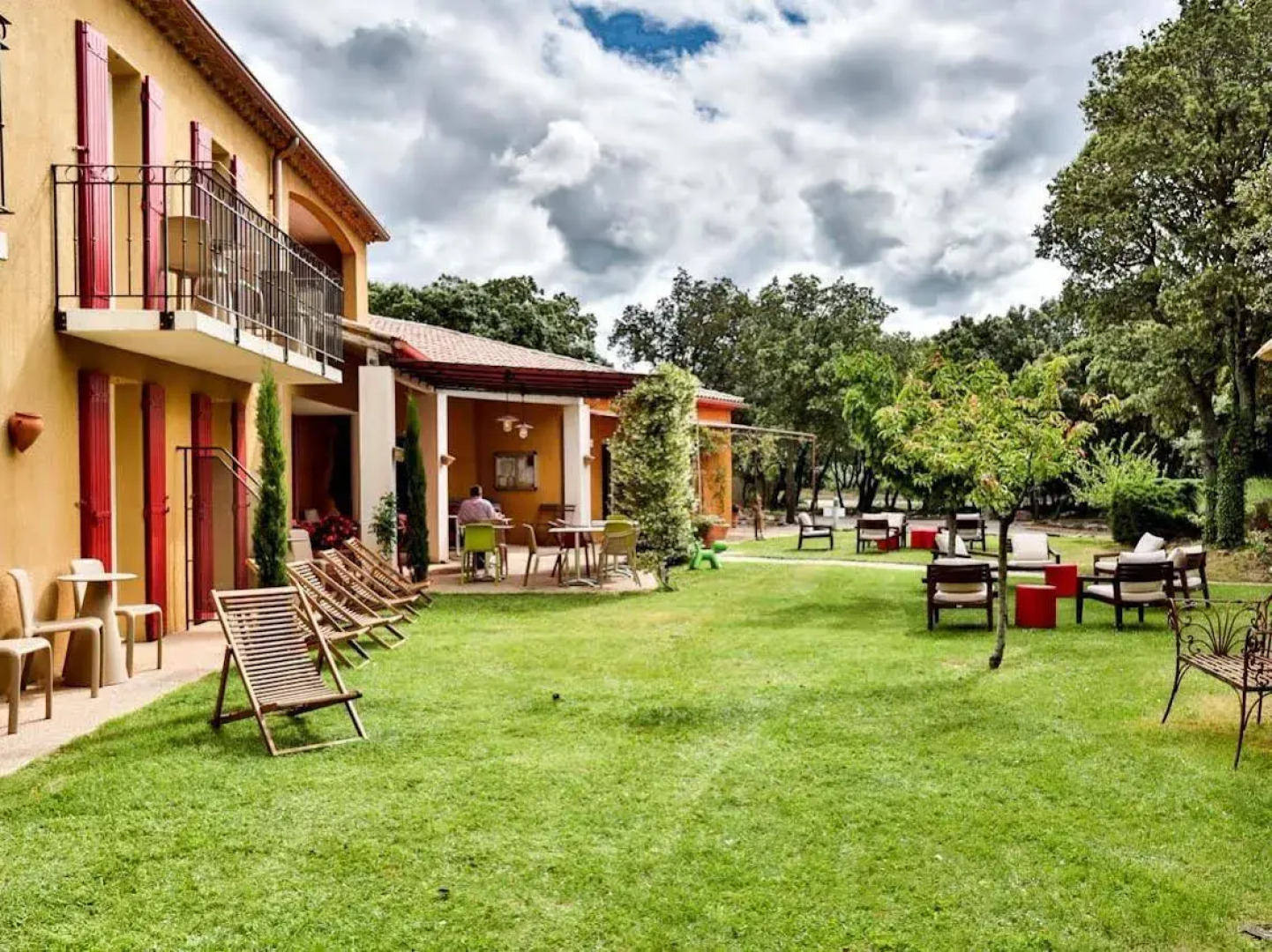 Logis Hôtel La Bastide de Grignan & Restaurant La Chênaie