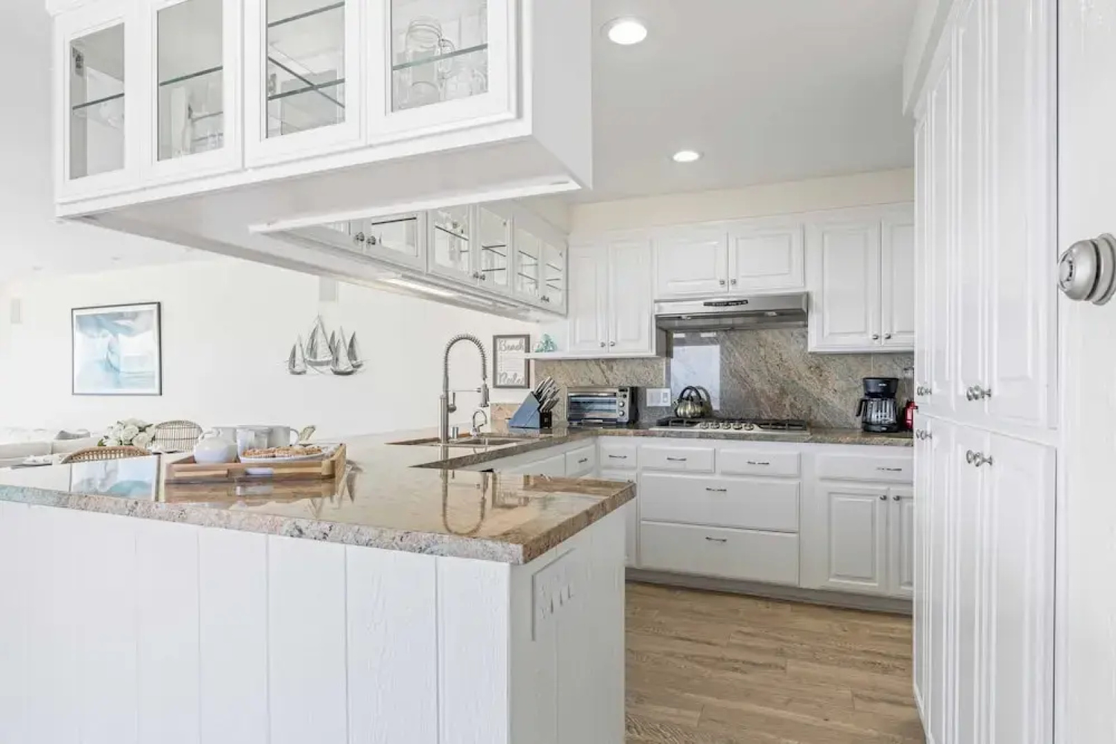Big Rock Beach Retreat With Oceanfront Balconies, Direct Beach Access & Sweeping Sunset Views Pacific Coast Outlook by Avantstay