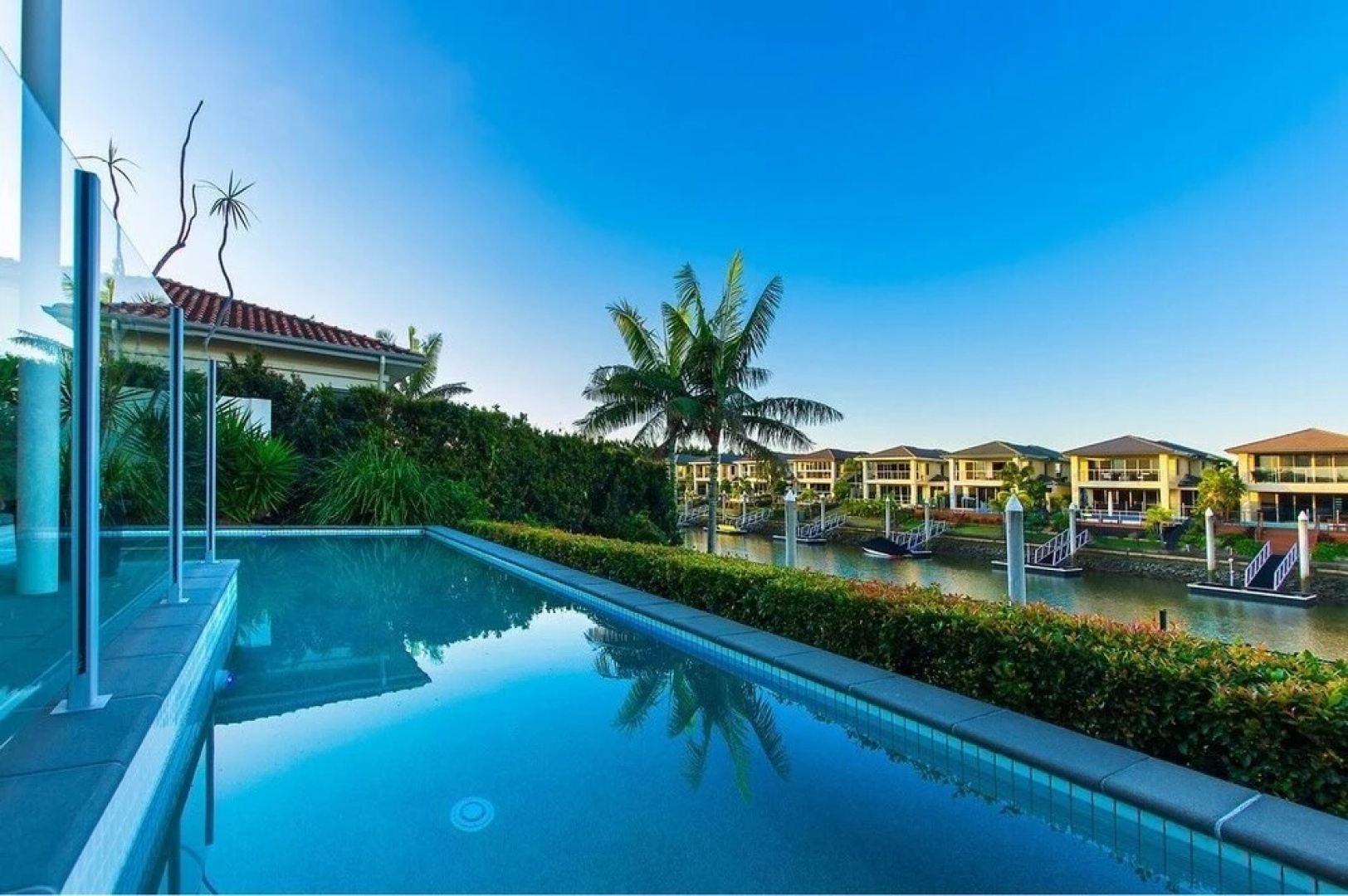 Holiday Home Vogue Living @ Hope Island Resort