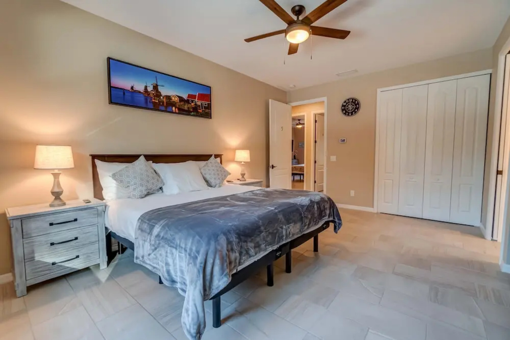 Suite Dreams Guesthouse aka Care Takeover Home