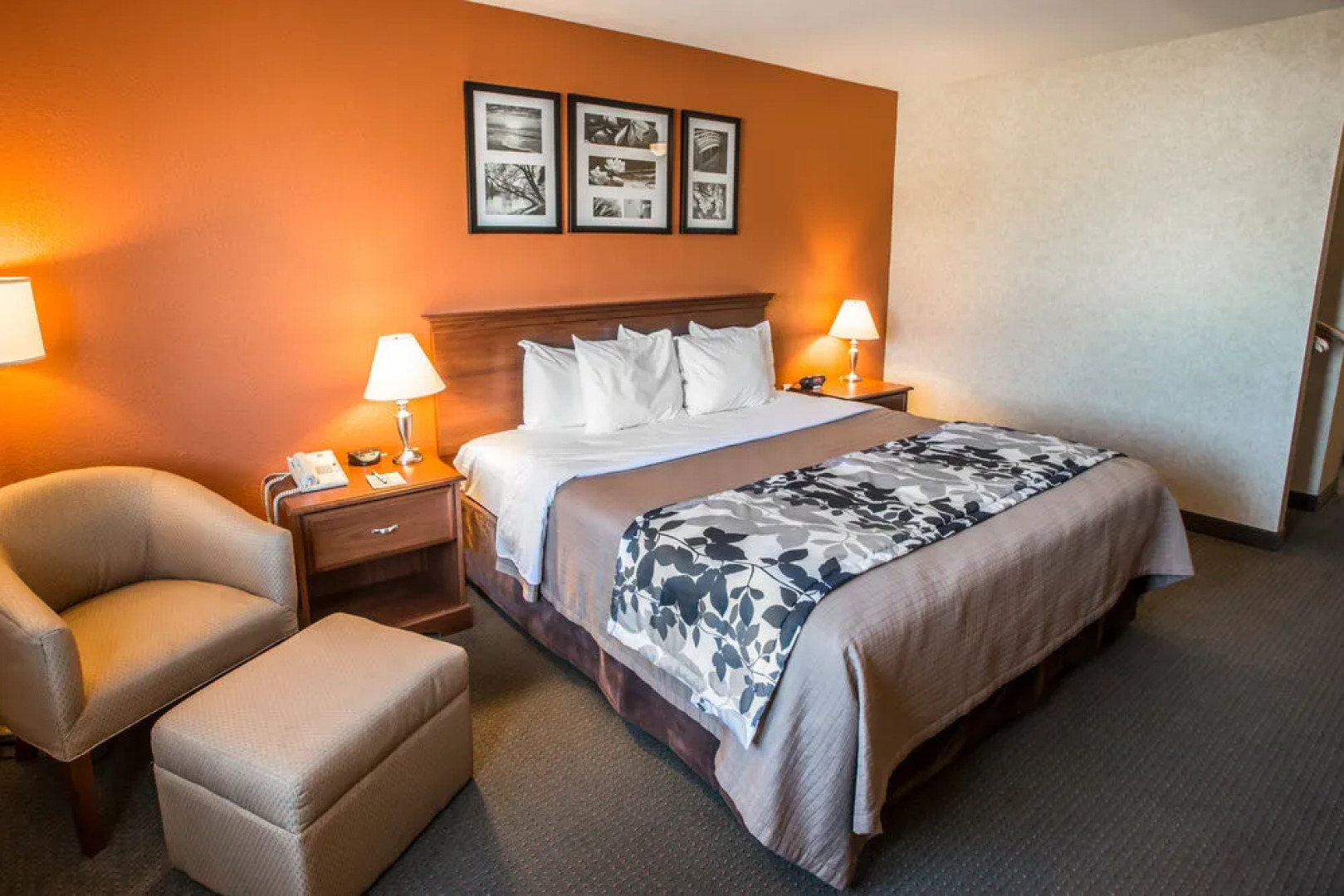 Sleep Inn & Suites Hays Area