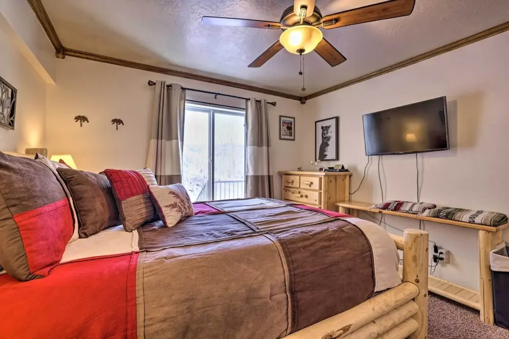 Brian Head Resort Condo - Near Skiing & Hiking!