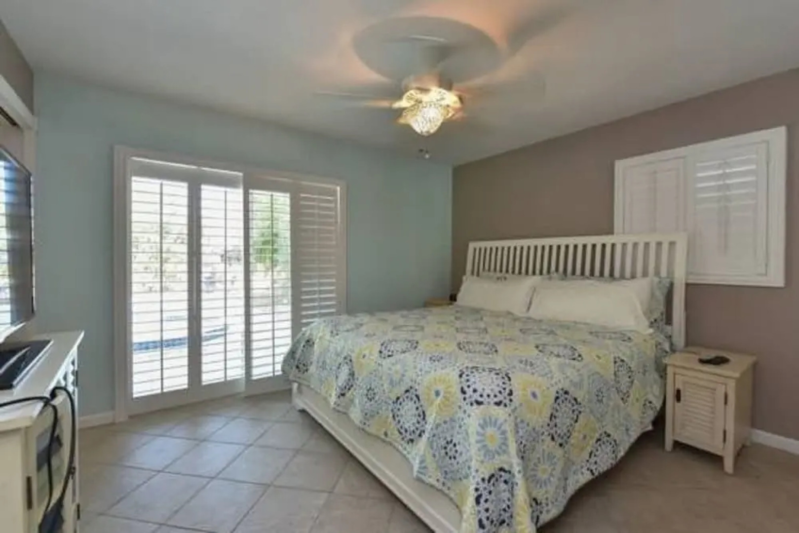 Dockside Delight by Beachside Management