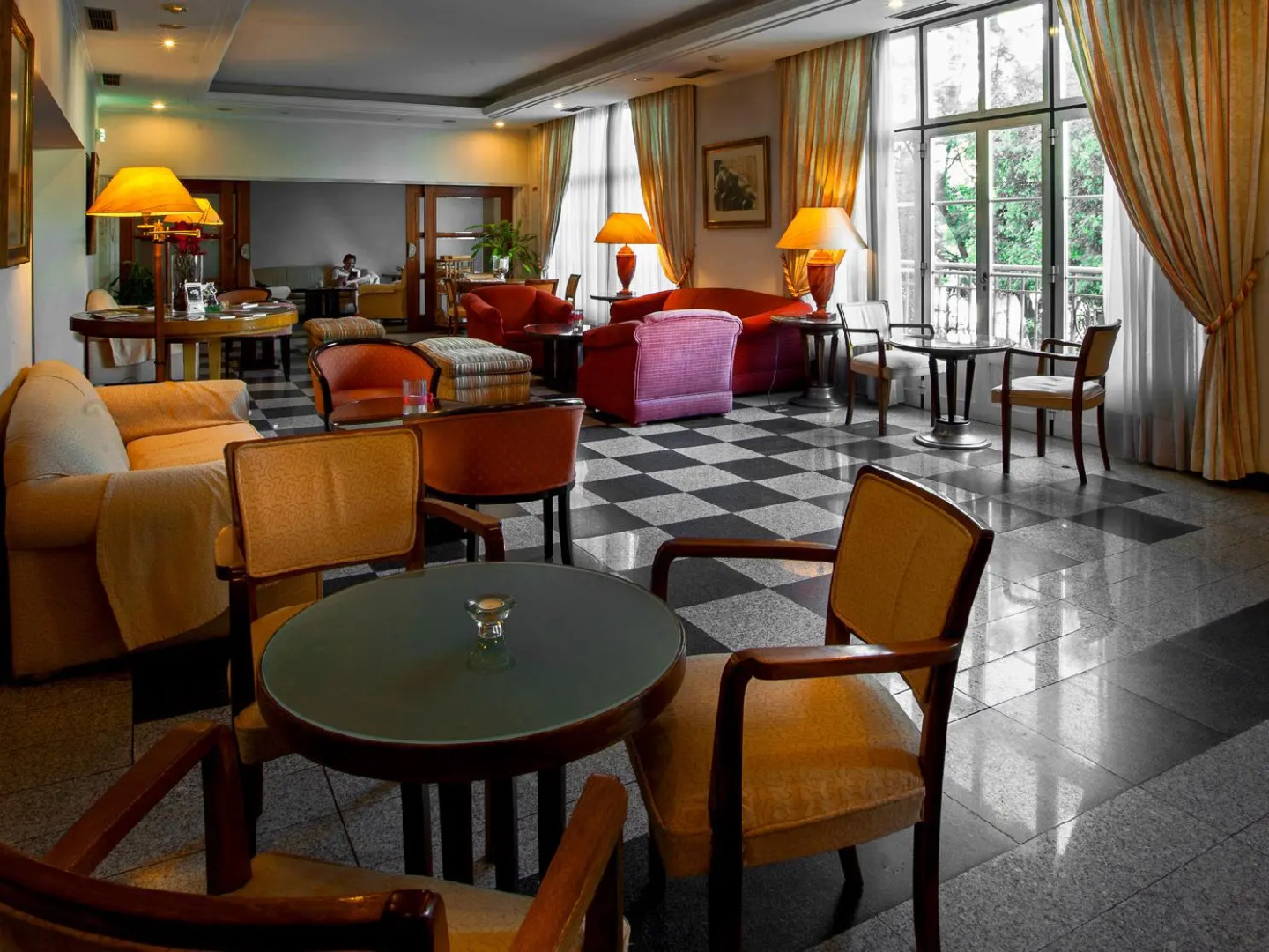 Hotel Metropole