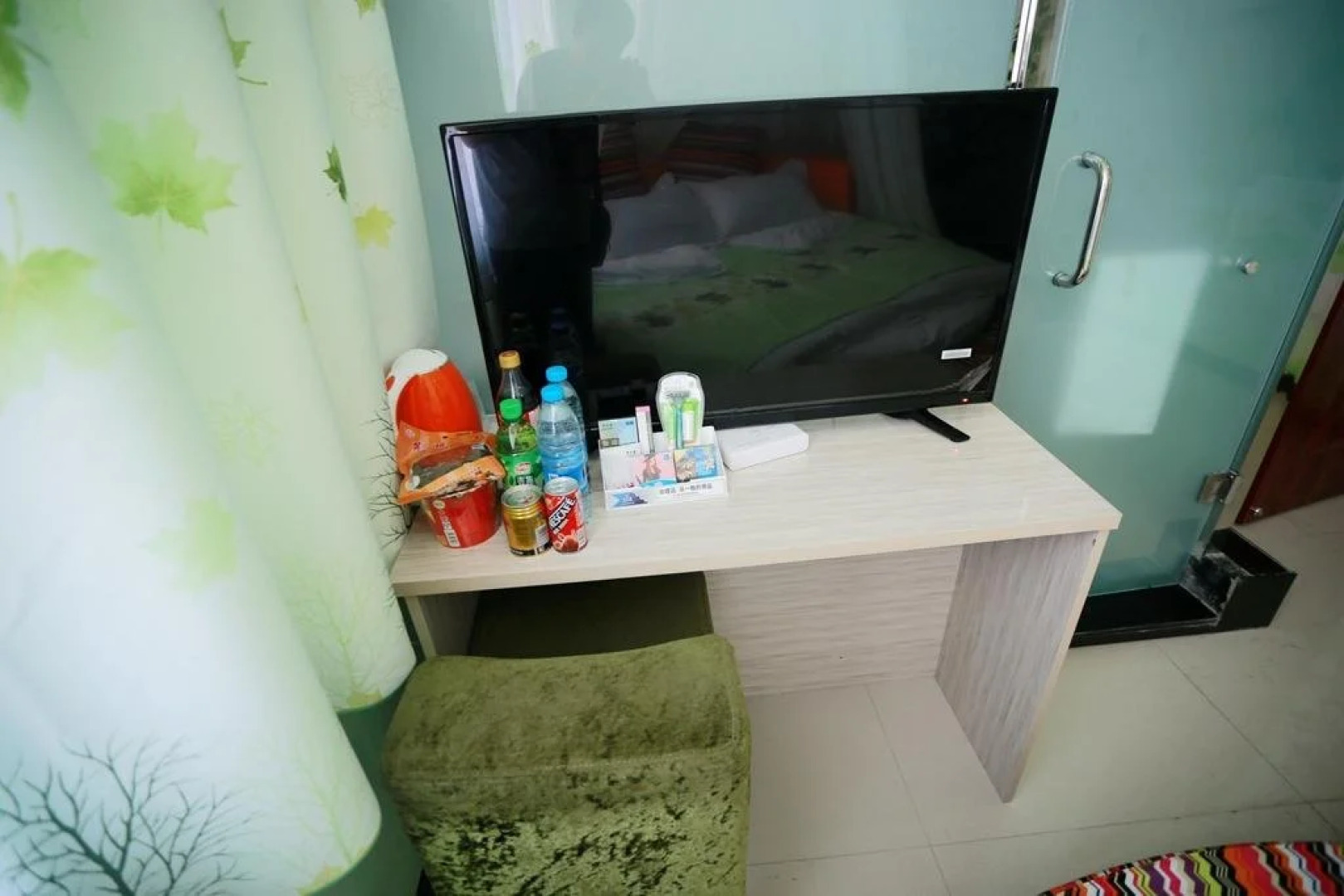 Jiayuguan City Hard Rock Hotel art theme