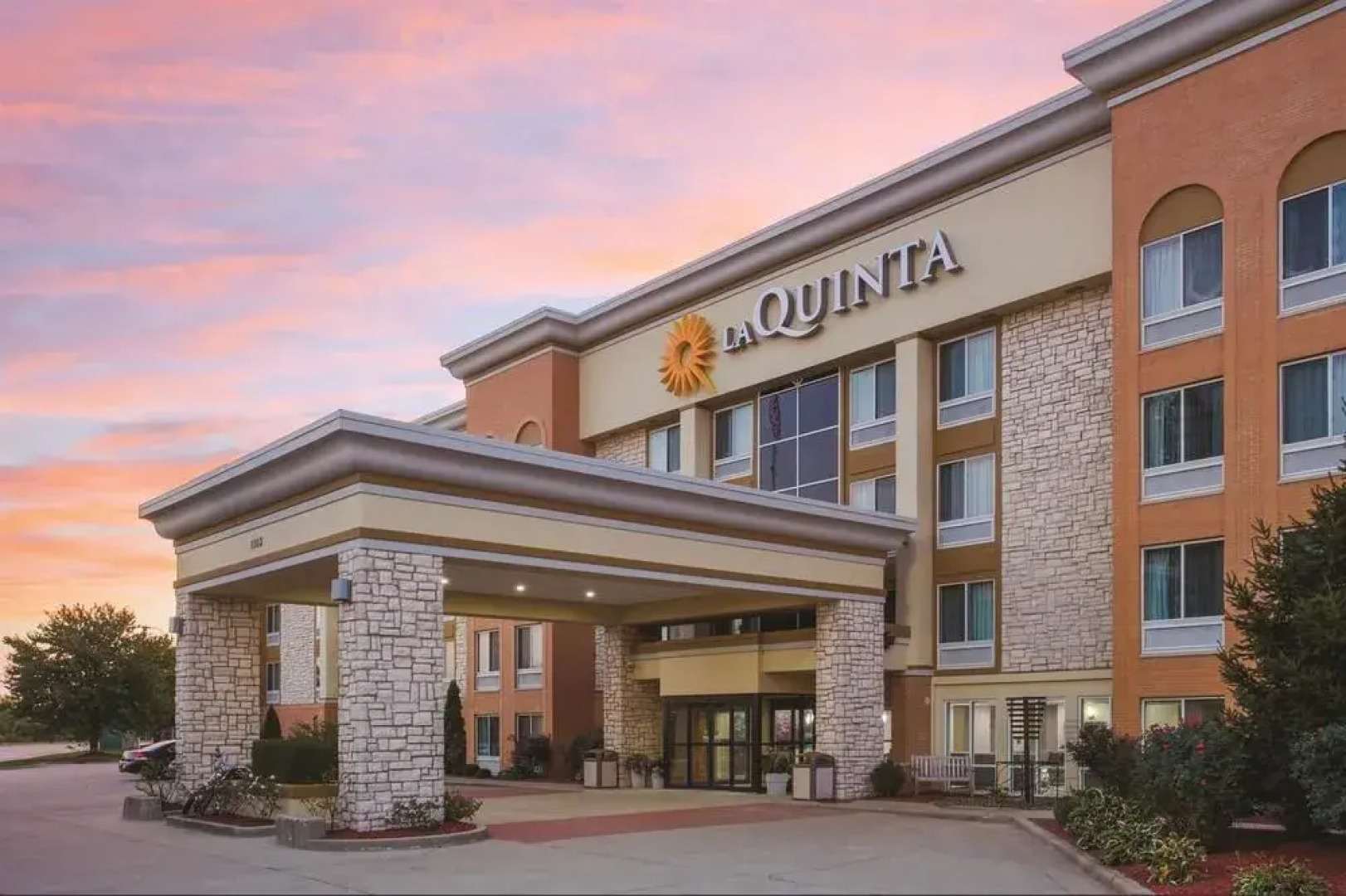 Lexington Inn and Suites - Effingham