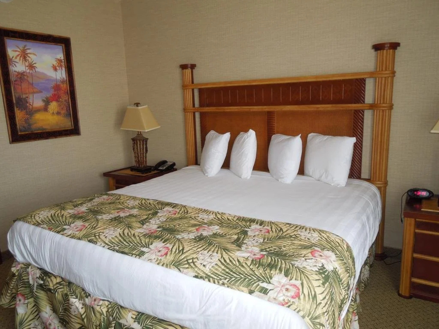 Maui Sands Resort & Indoor Water Park