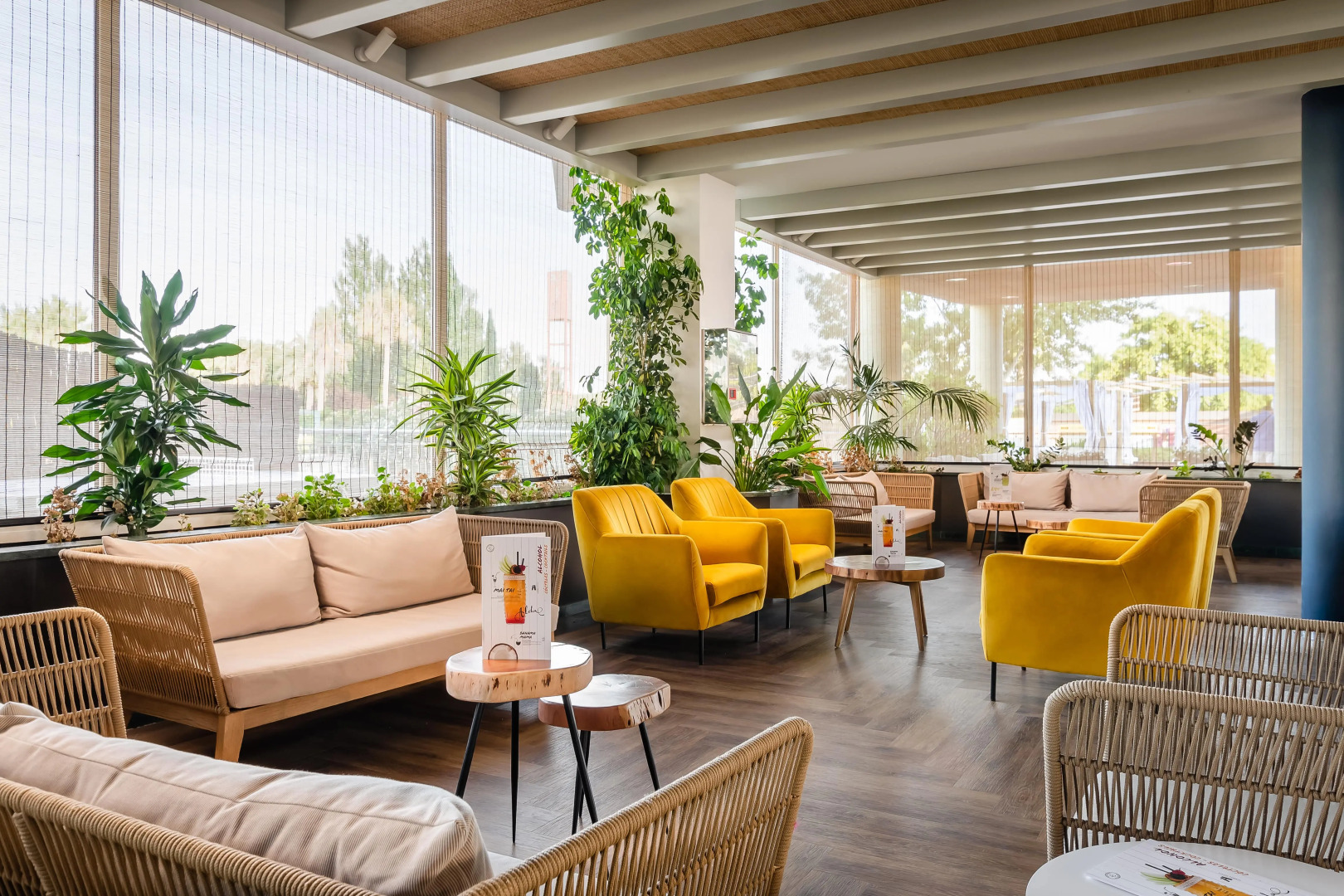 Отель Alegria Caprici Verd