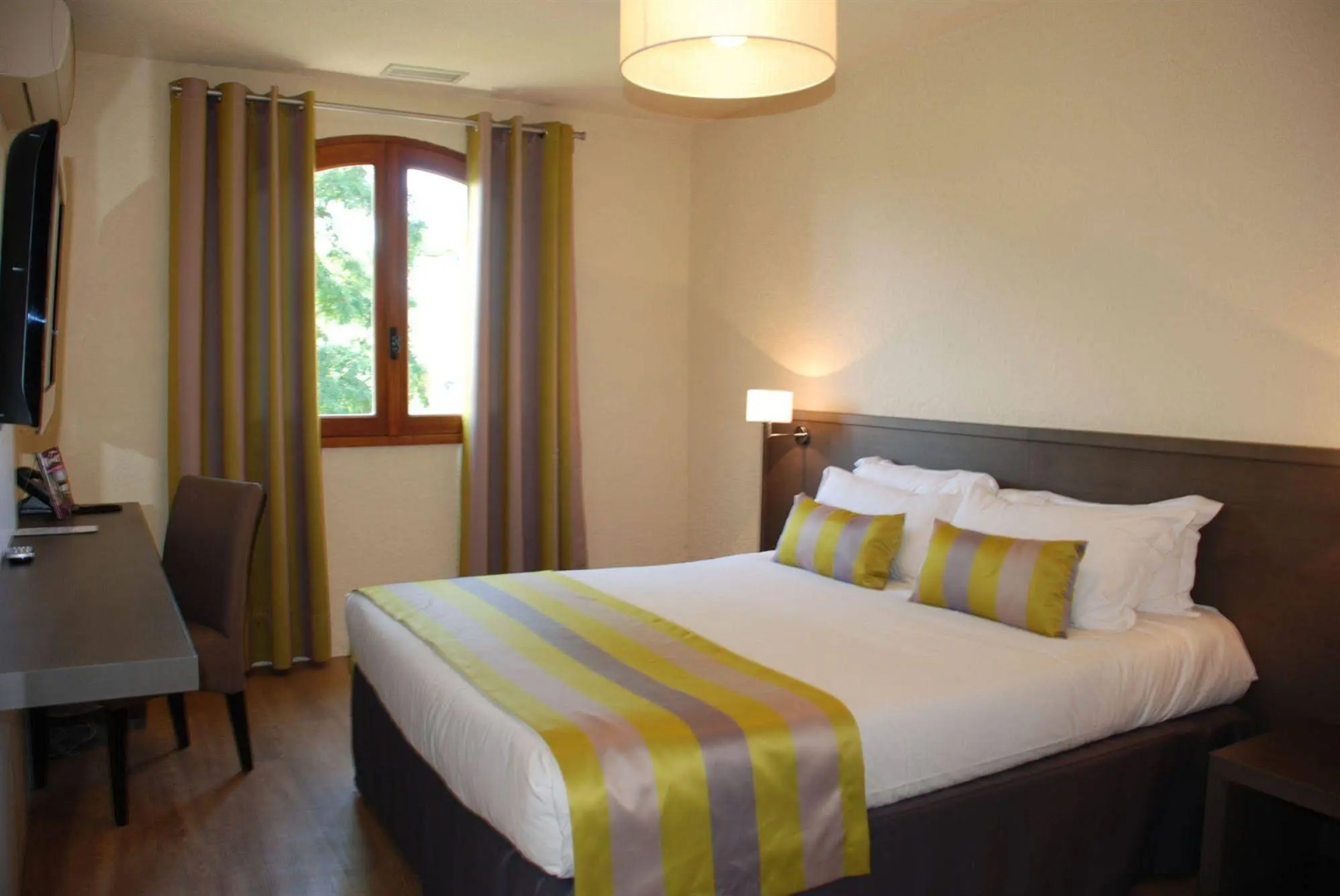 Hôtel La Résidence des 3 Barbus