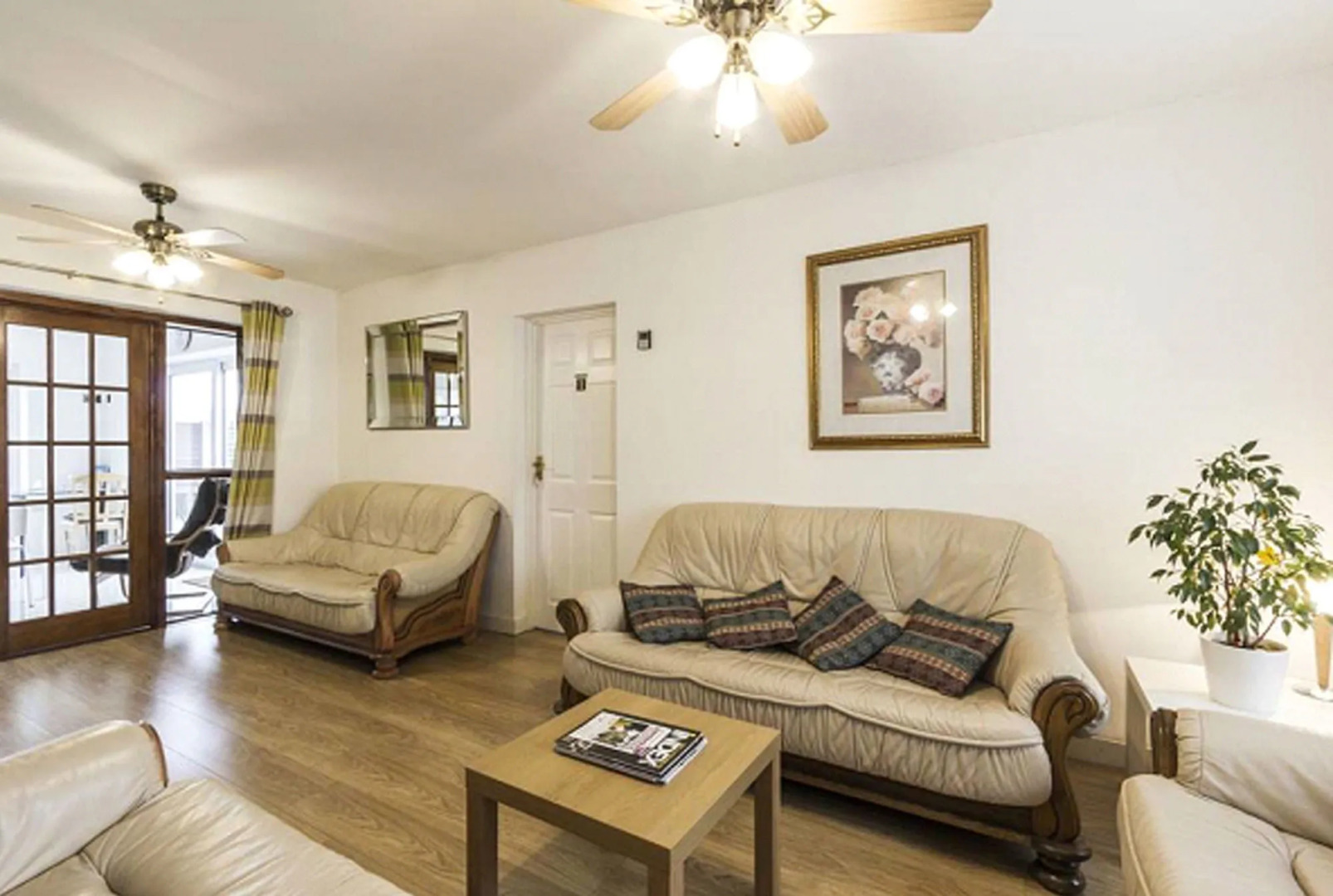 Swn Y Don Canterbury