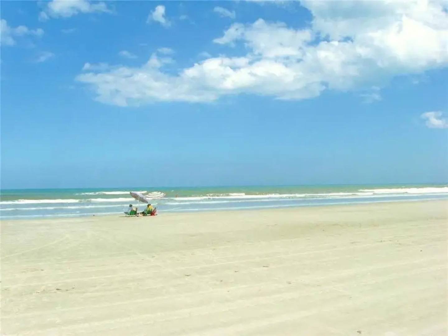 L'Pavia - Two Bedroom Condo