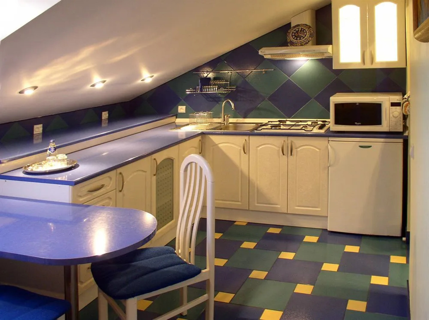 Отель «Эней»