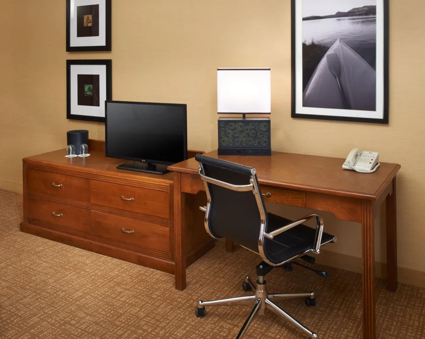 Courtyard Milwaukee Downtown