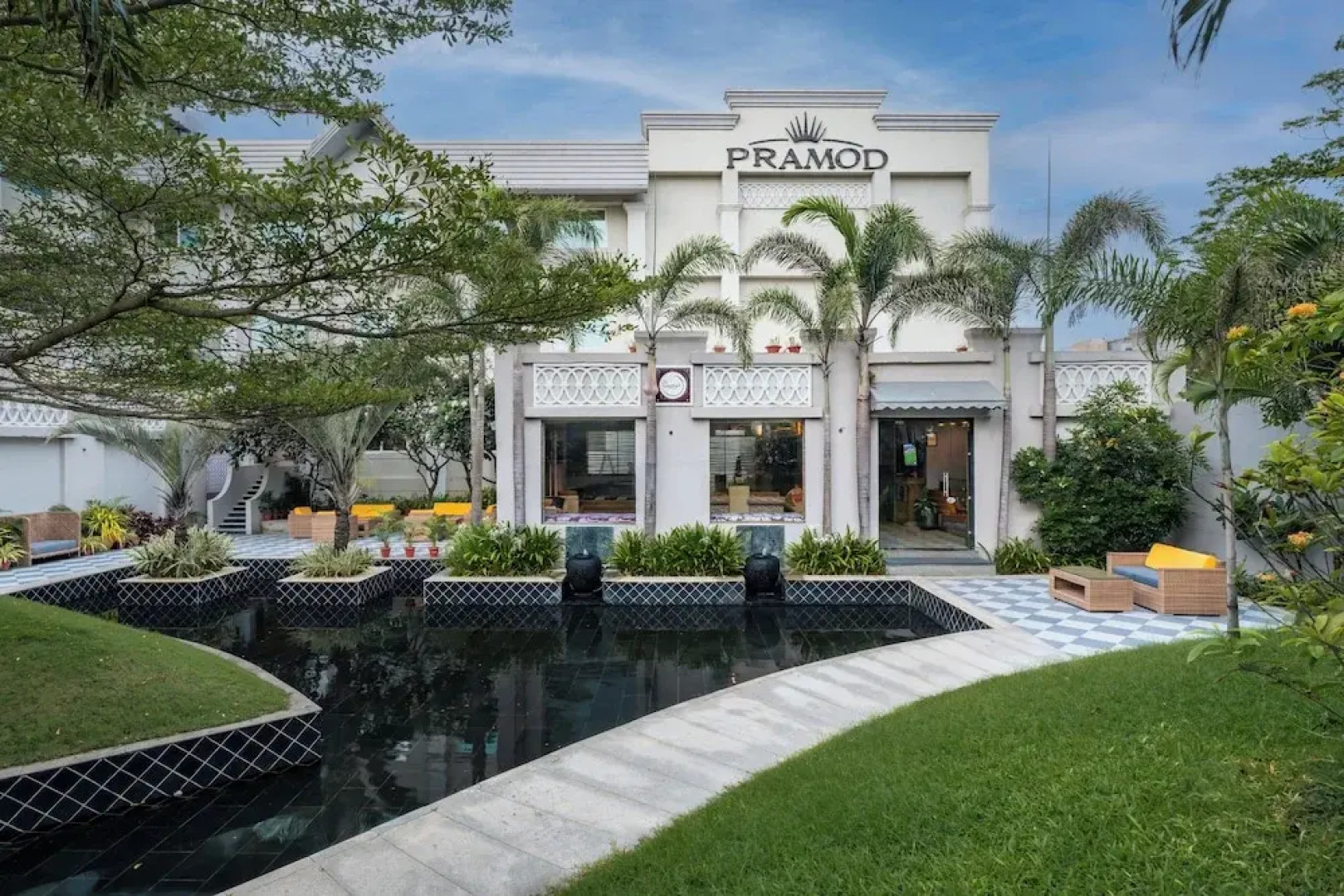 Pramod Convention & Beach Resort