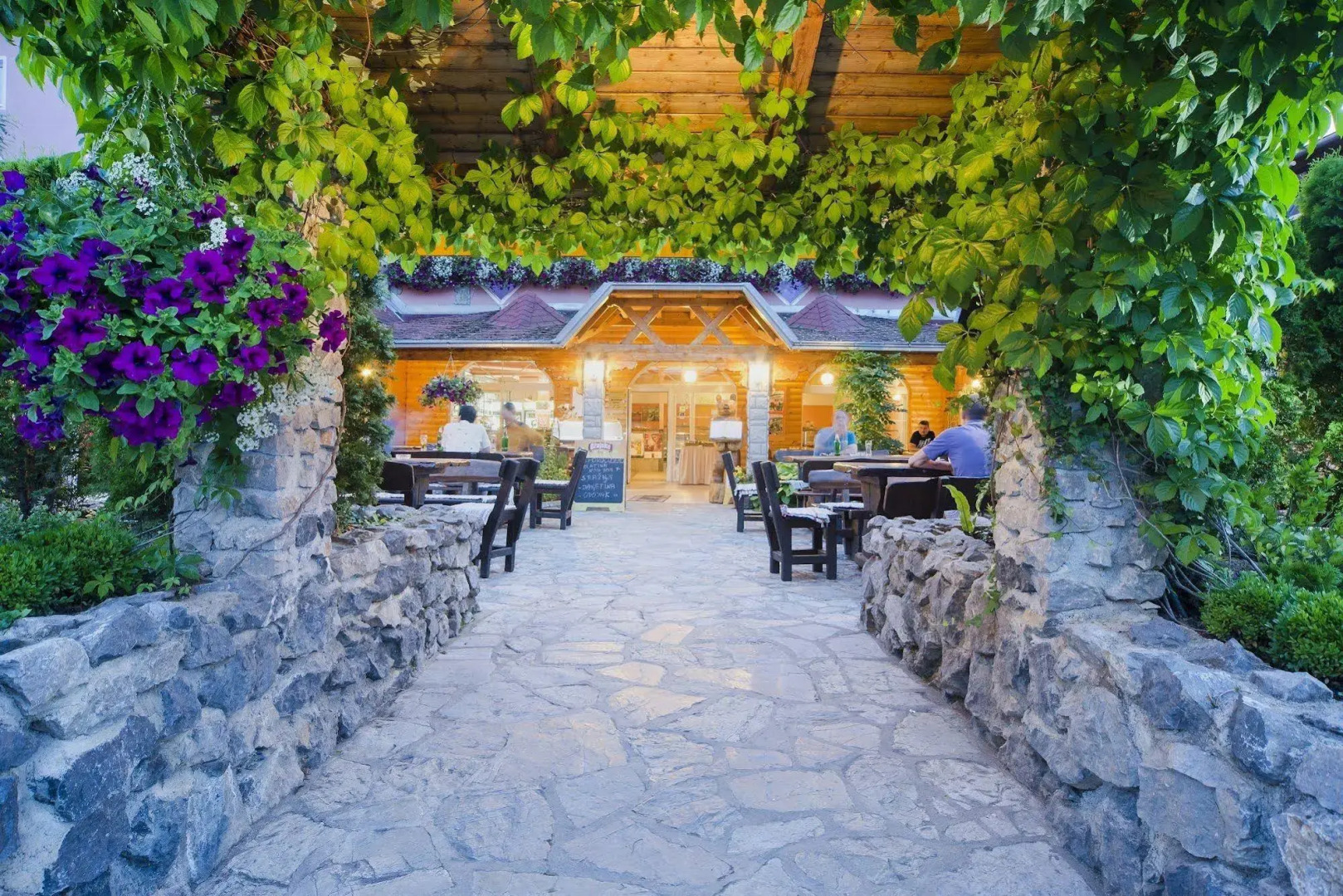 Hotel Mirjana & Rastoke