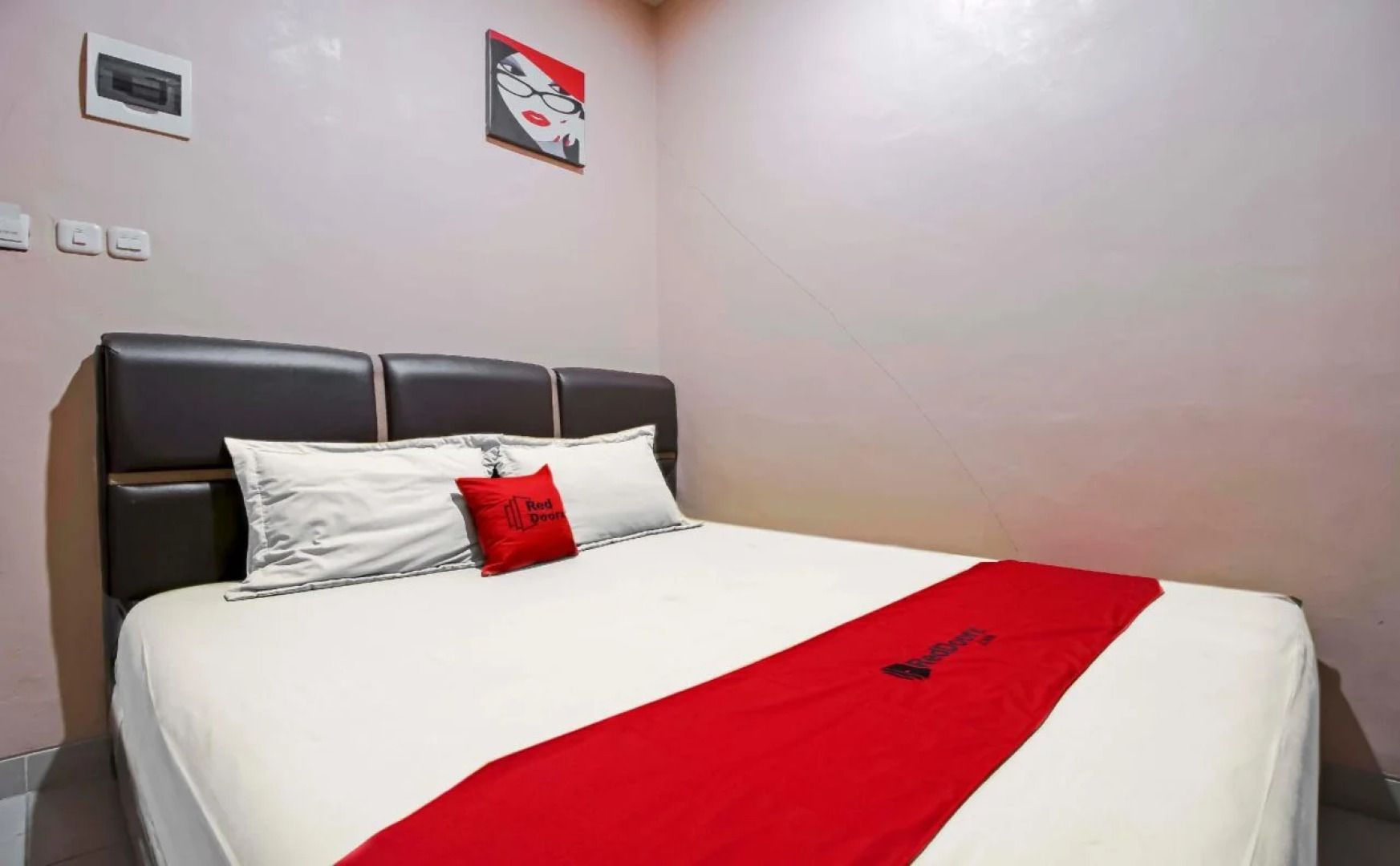 RedDoorz @ Jalan Darussalam Medan