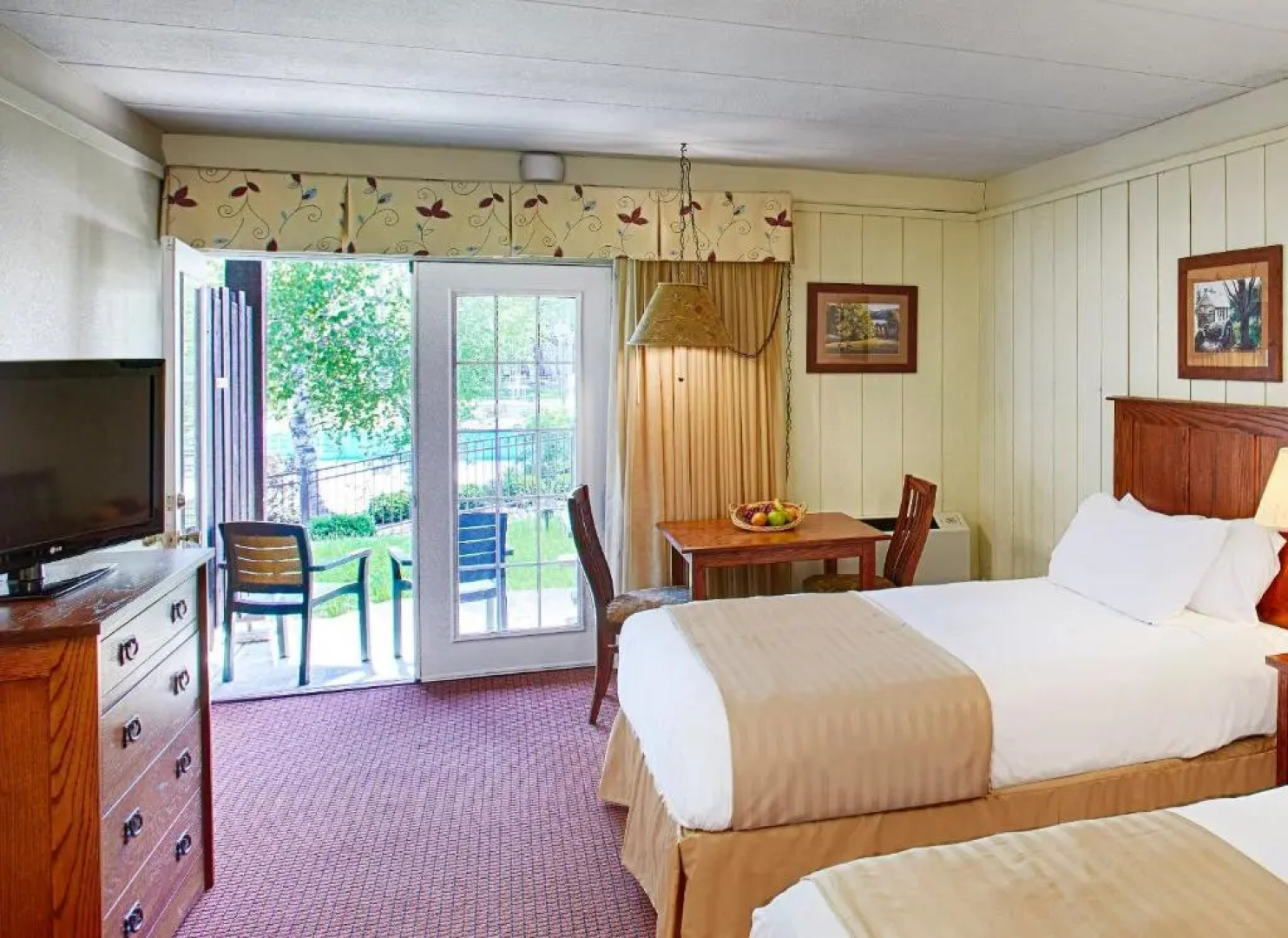 Salt Fork State Park Lodge and Conference Center