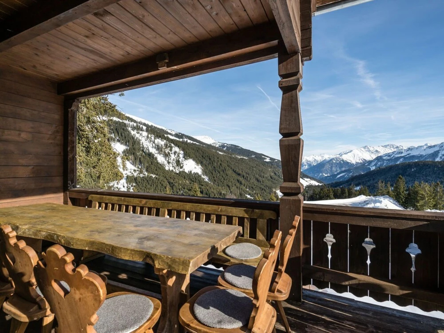 Gorgeous Chalet With Sauna in Konigsleiten