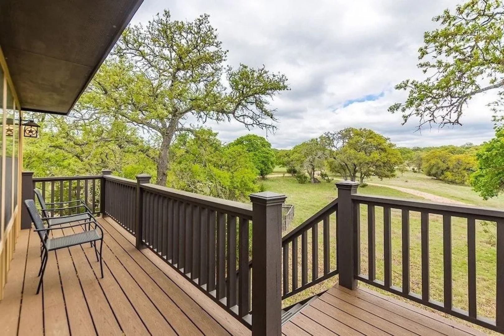 Far View Gasthaus 2 Bedroom Apts by RedAwning