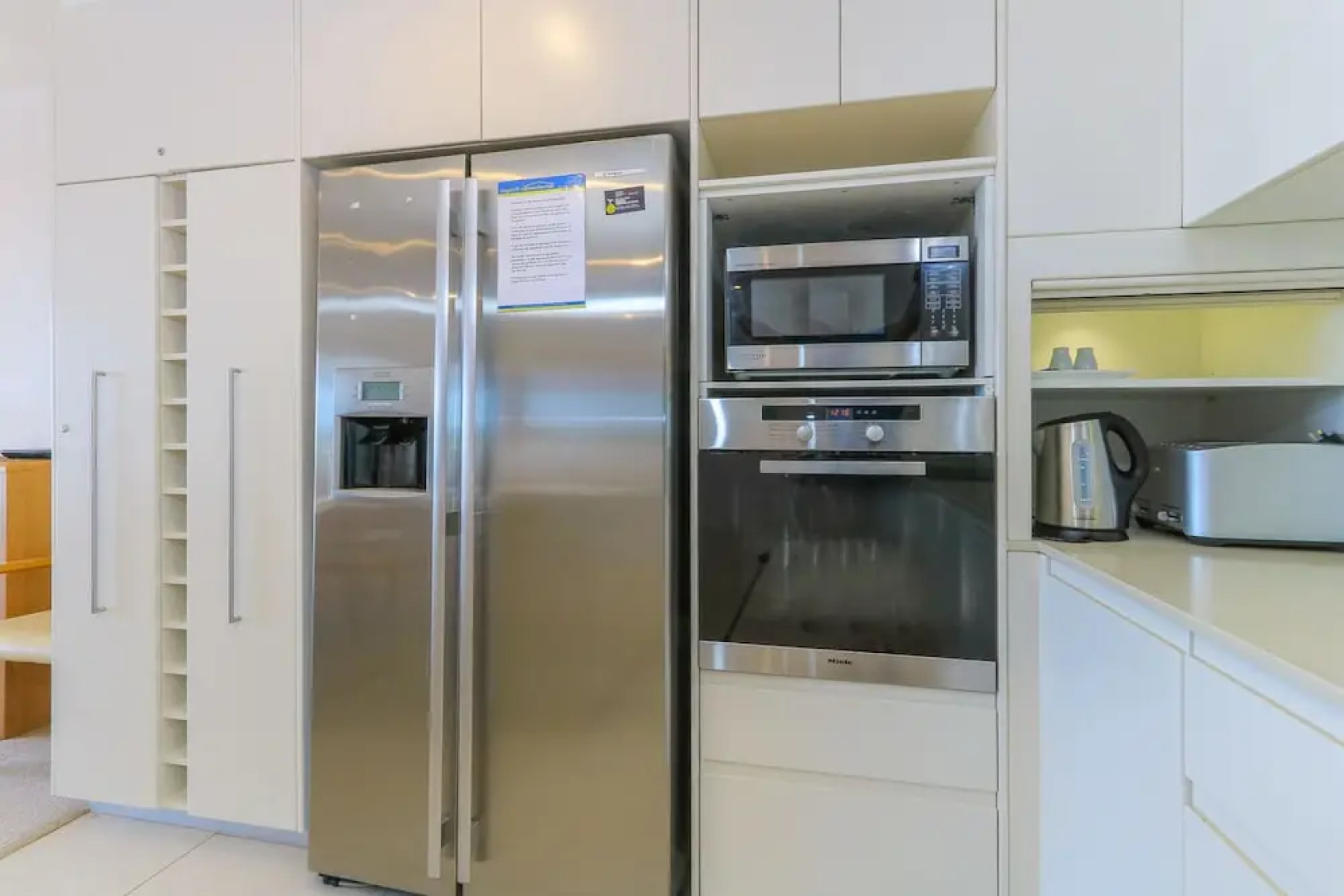 Azura Ocean View Holiday Apartment