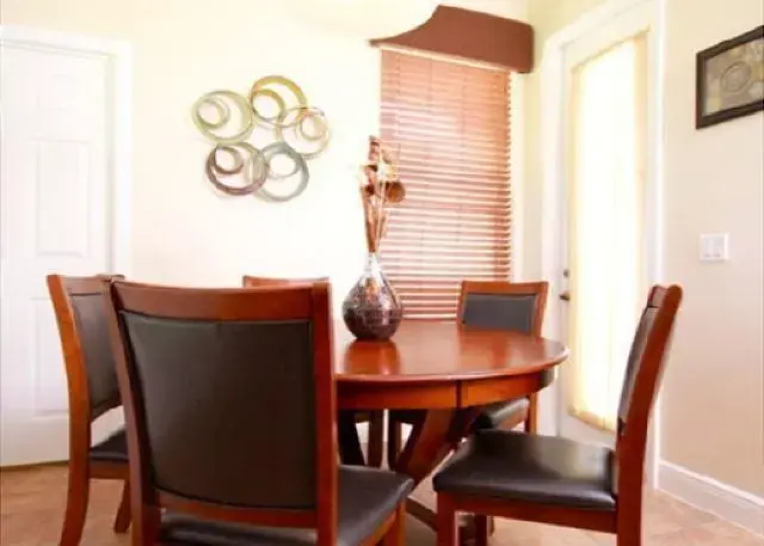 Gathering Drive House 7540