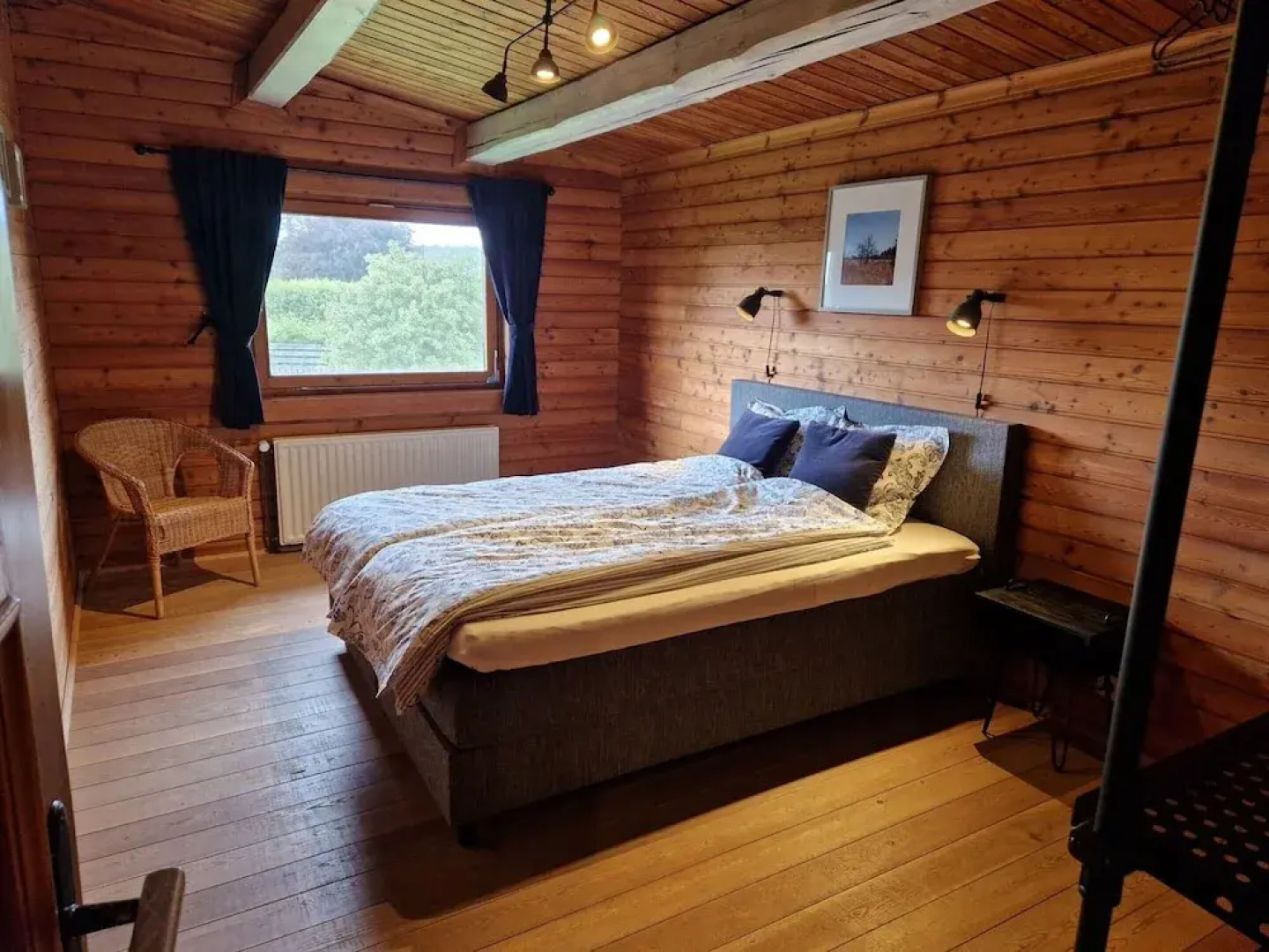 Traditional Chalet with Garden near Malmedy & Hautes-Fagnes