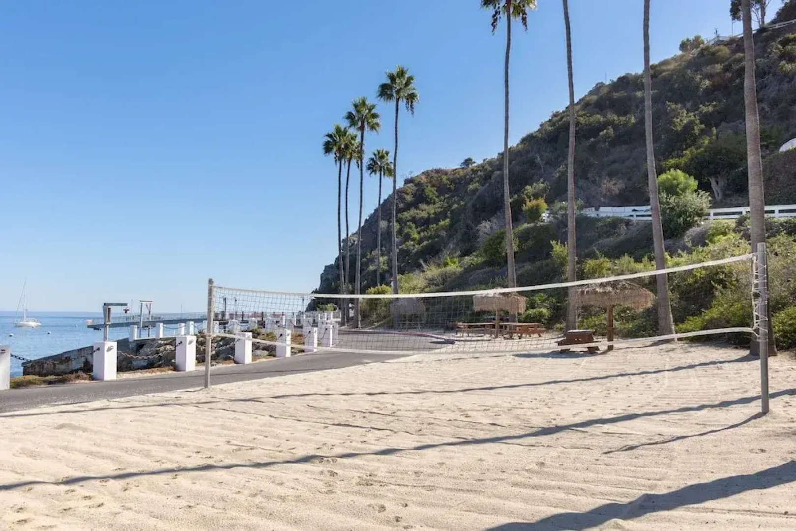 Camino De Flores by Avantstay Views Pool Beach Access Community Amenities