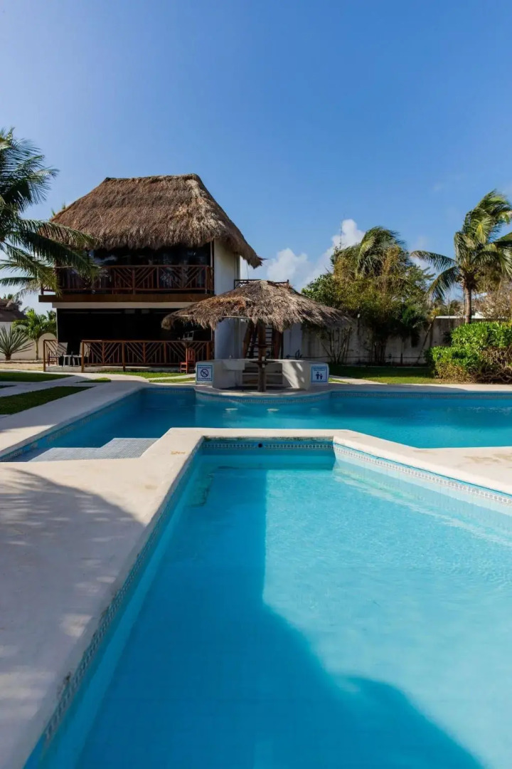 Capital O Hotel Arena Beach Club