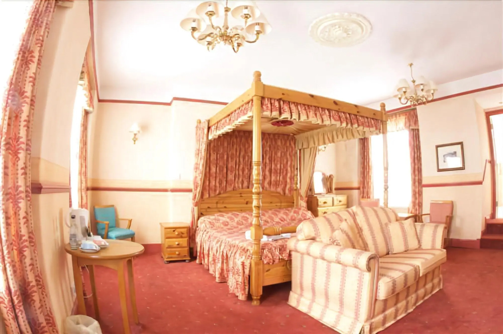 Radstock Hotel – RelaxInnz