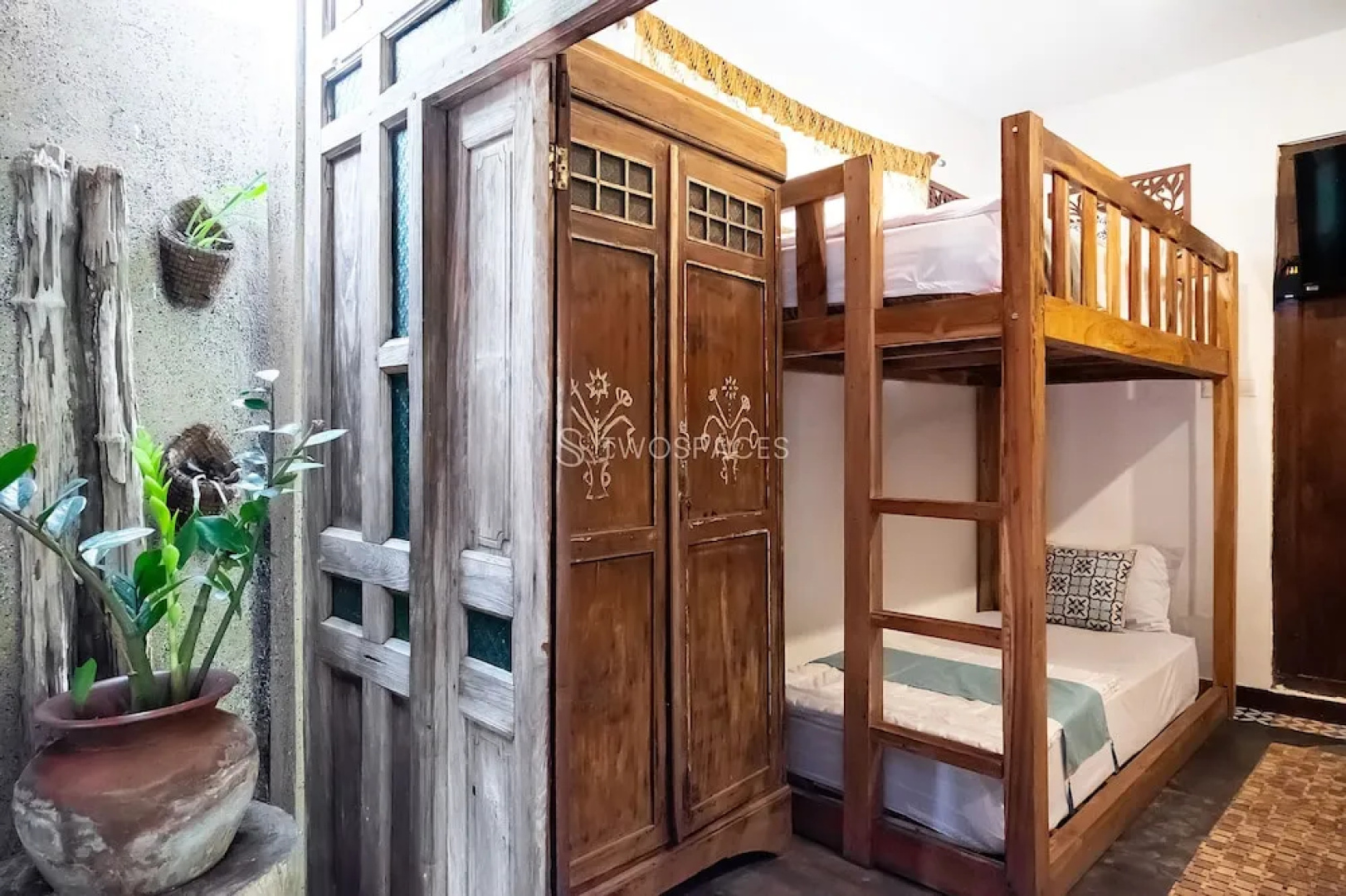 TwoSpaces Living at Kayu Beach Villa