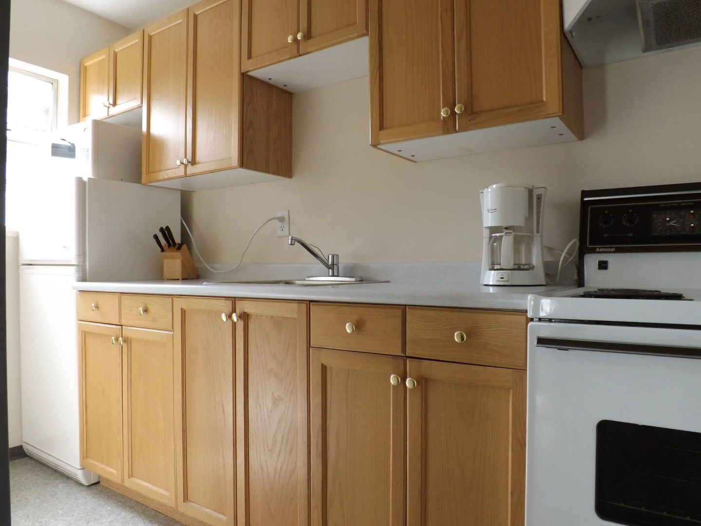 Divya Sutra Plaza and Conference Centre, Vernon, BC