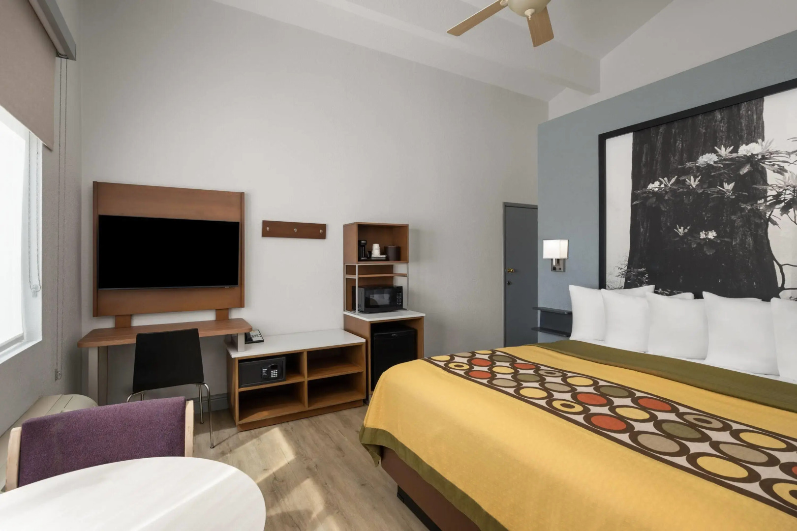 Super 8 by Wyndham Fort Bragg