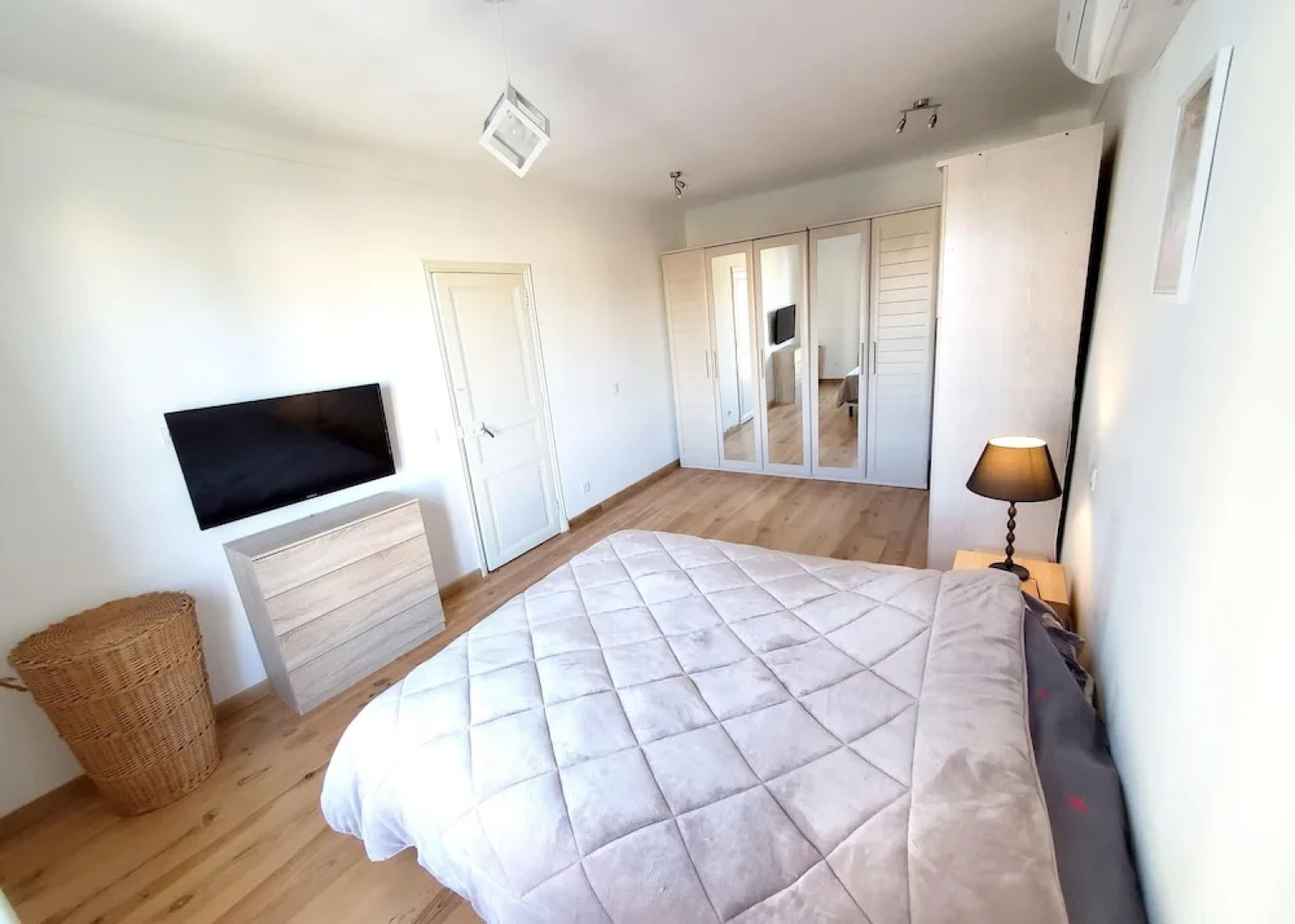 House With 3 Bedrooms in Vallauris, With Wonderful City View, Enclosed Garden and Wifi - 350 m From the Beach