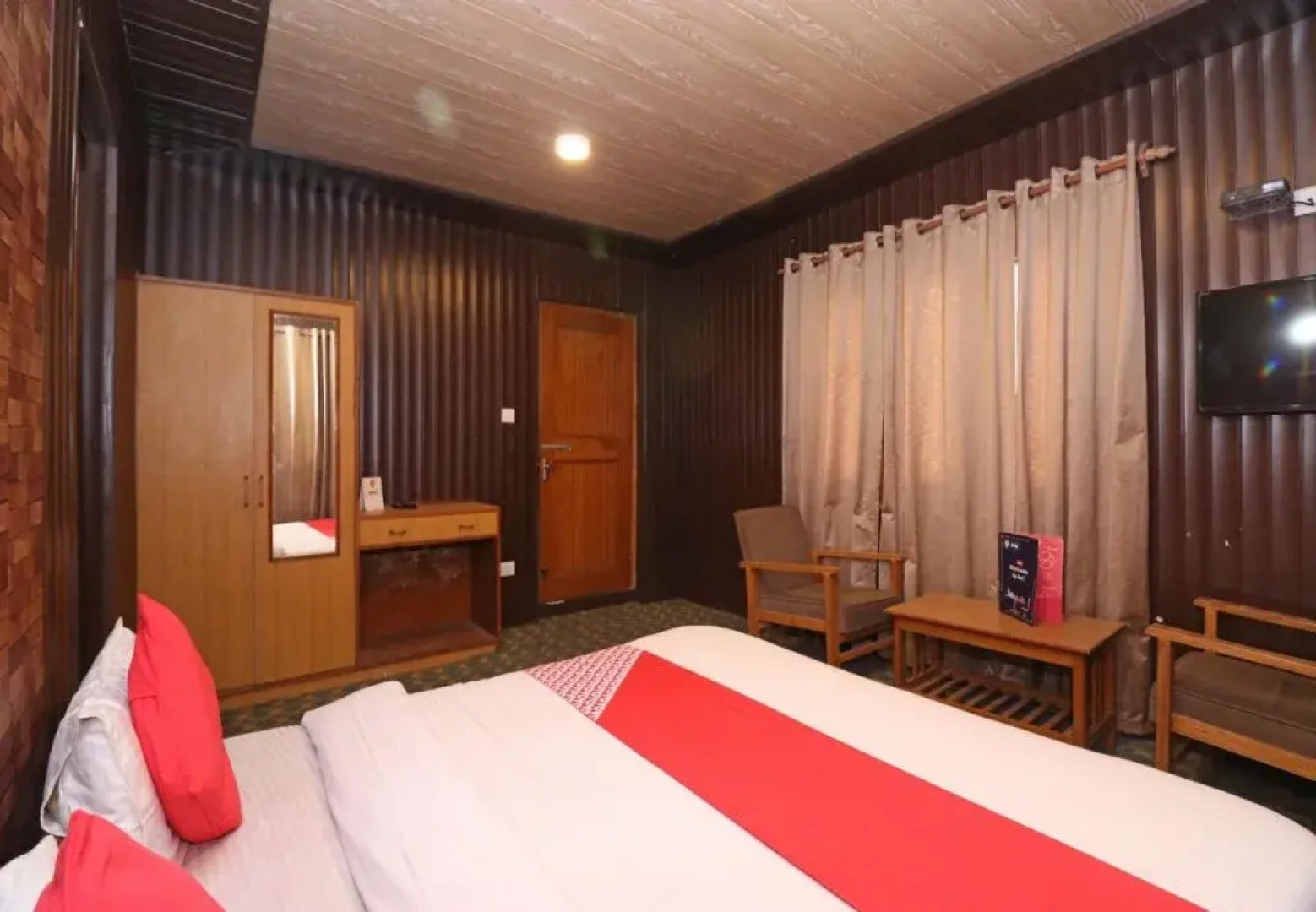 Hotel Poshwan by OYO