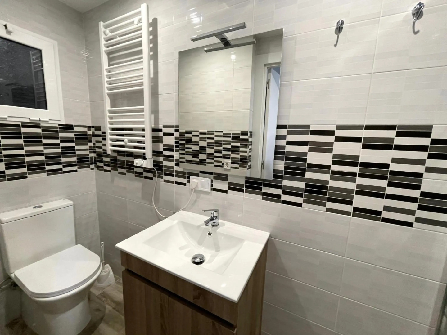 Sant Adria Beach apartment Wi-Fi Parking Free