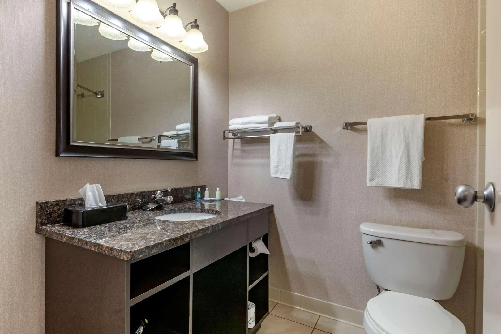 Quality Inn & Suites Escanaba North