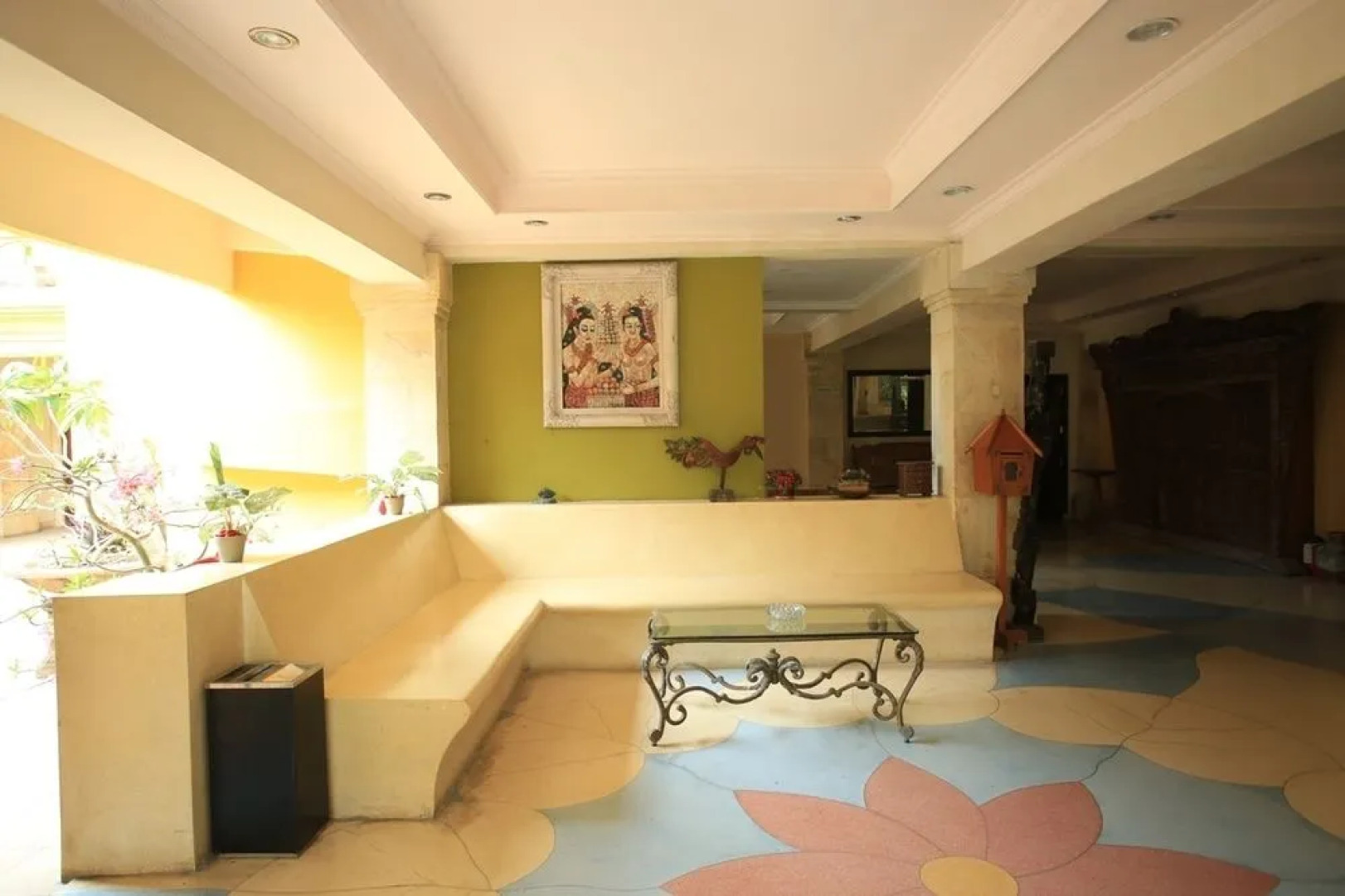 RedDoorz near Discovery Mall Kuta