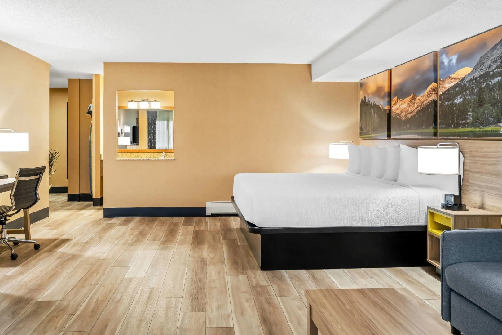 Days Inn by Wyndham Helena