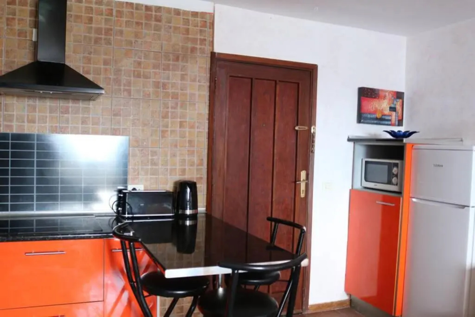 Apartment on the beach and ocean sounds